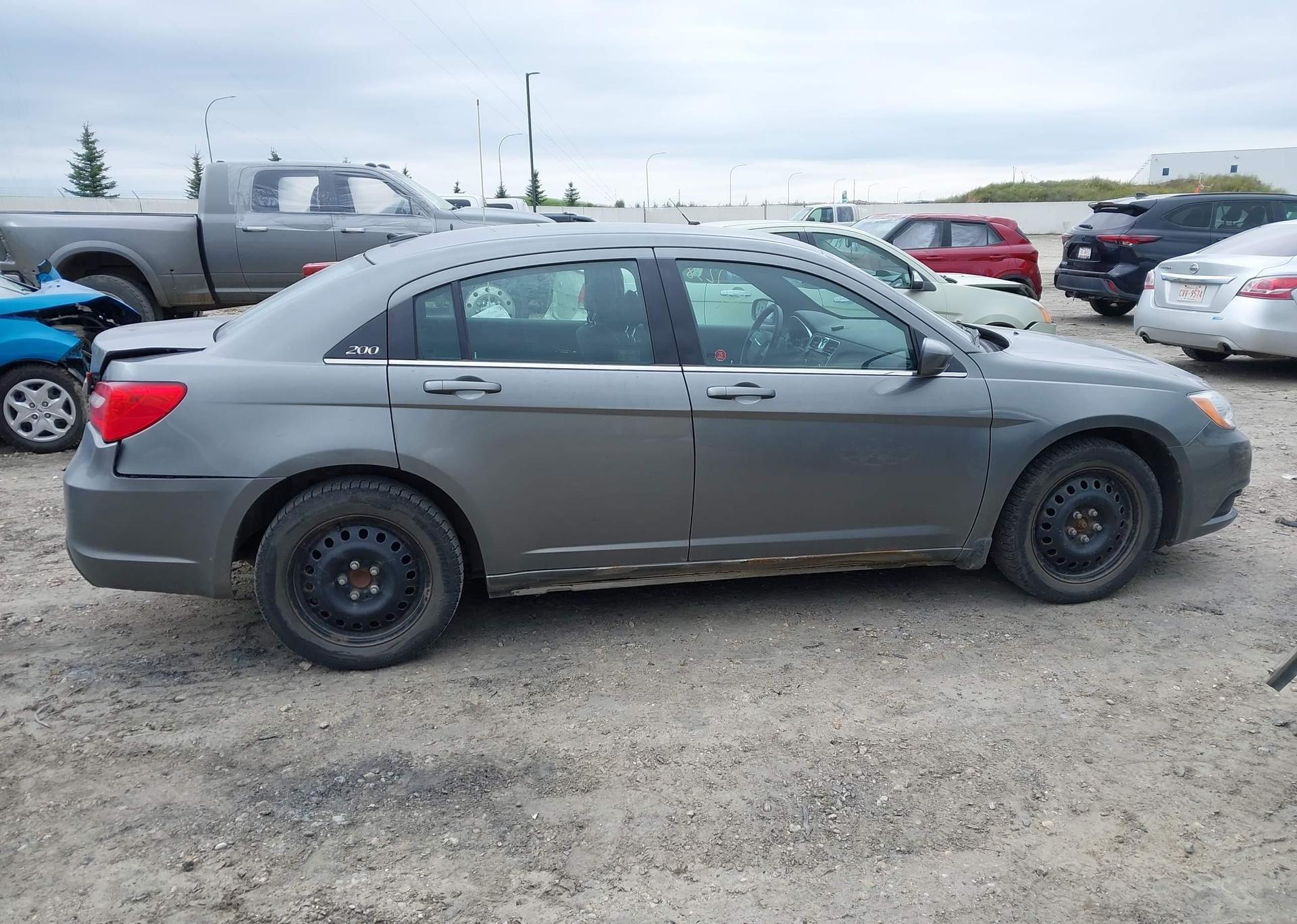 2012 CHRYSLER 200 LX