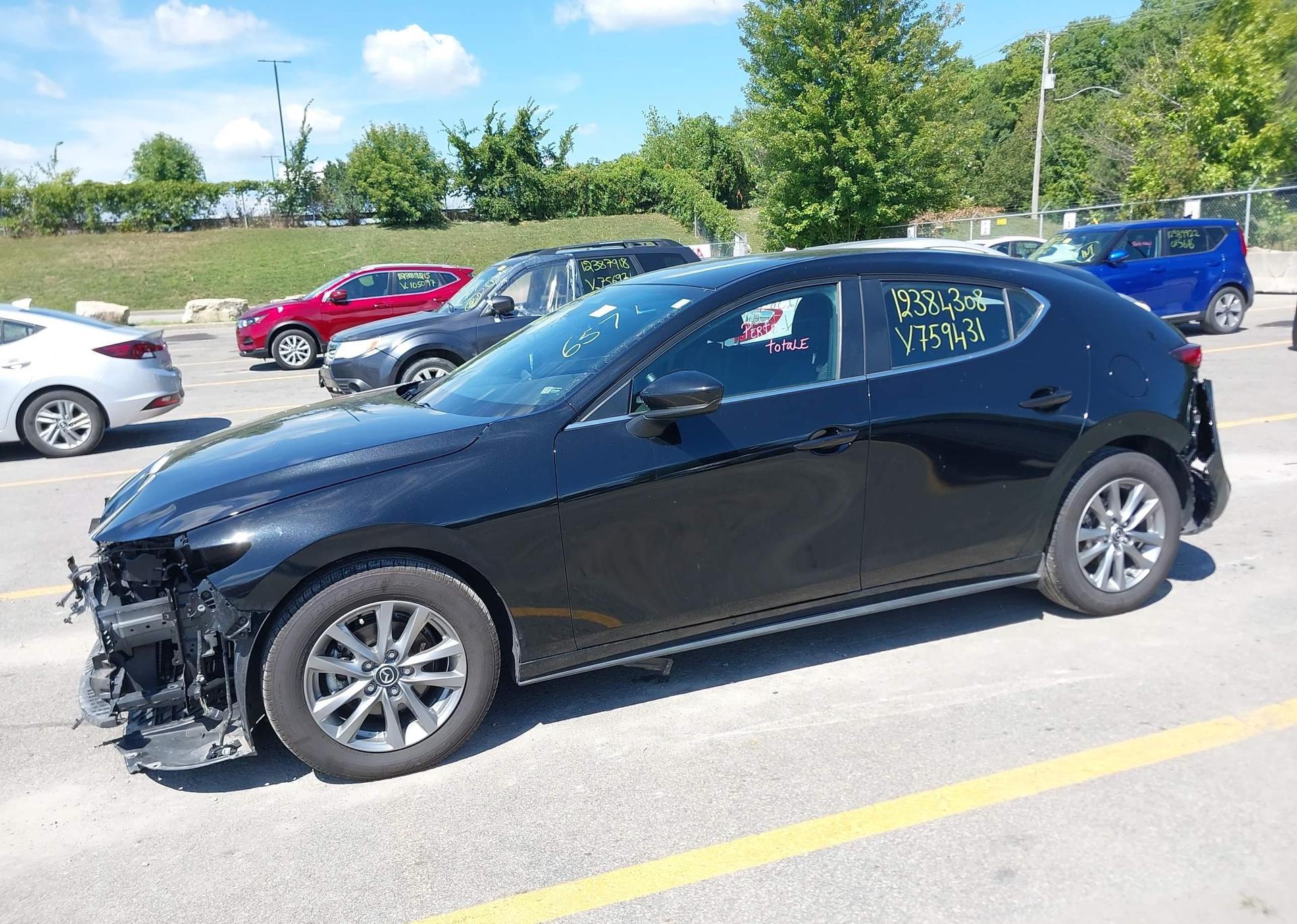 2025 MAZDA MAZDA3 GS