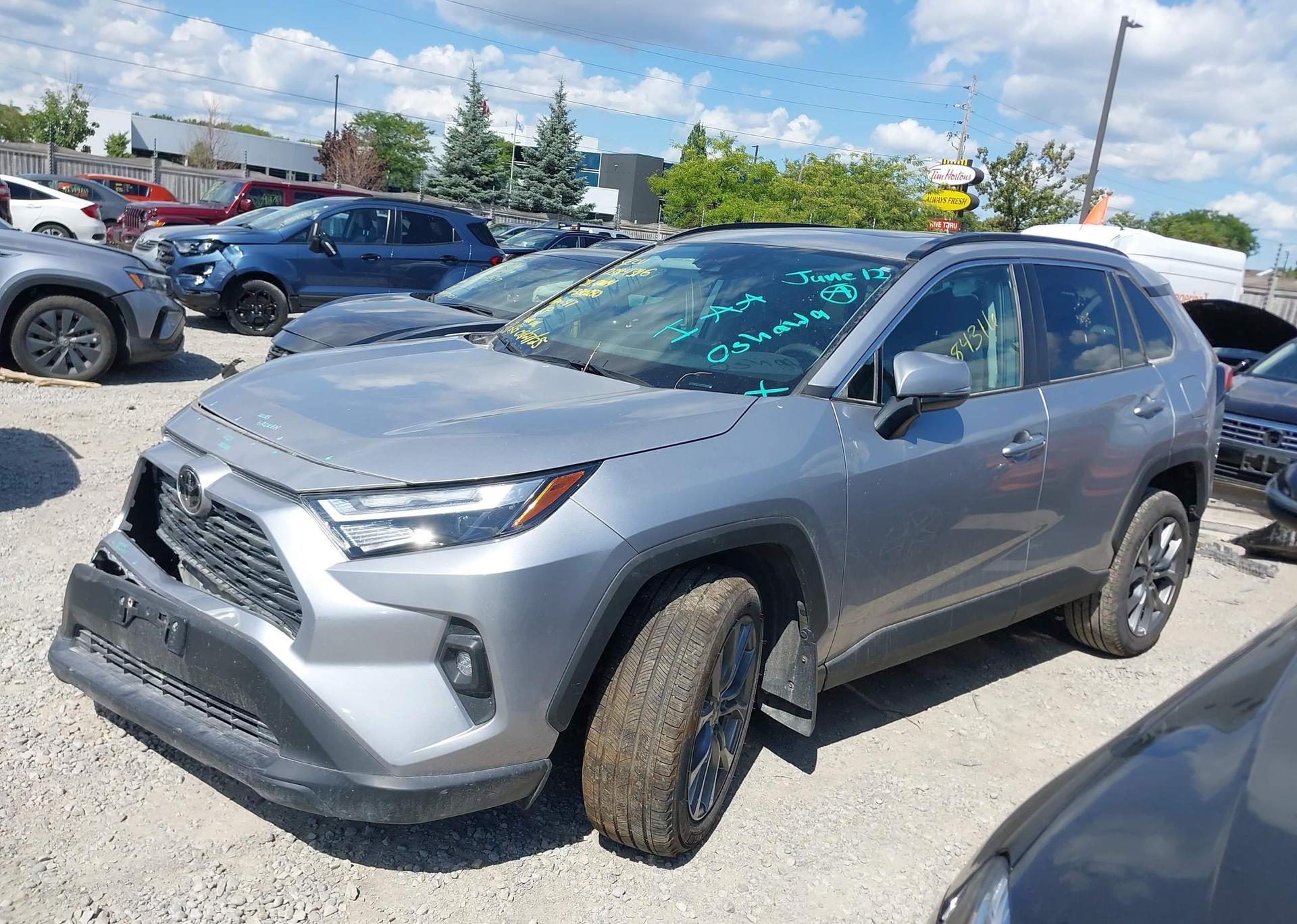 2023 TOYOTA RAV4 XLE