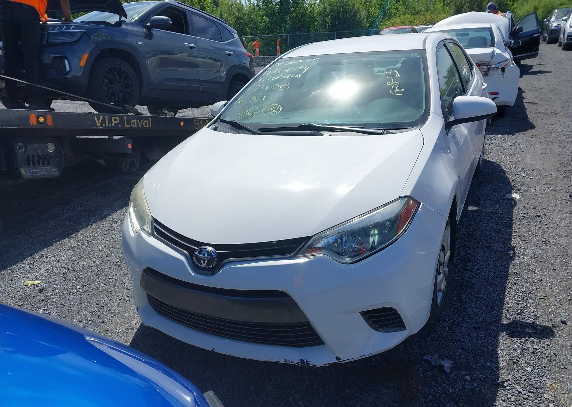 2015 TOYOTA COROLLA LE