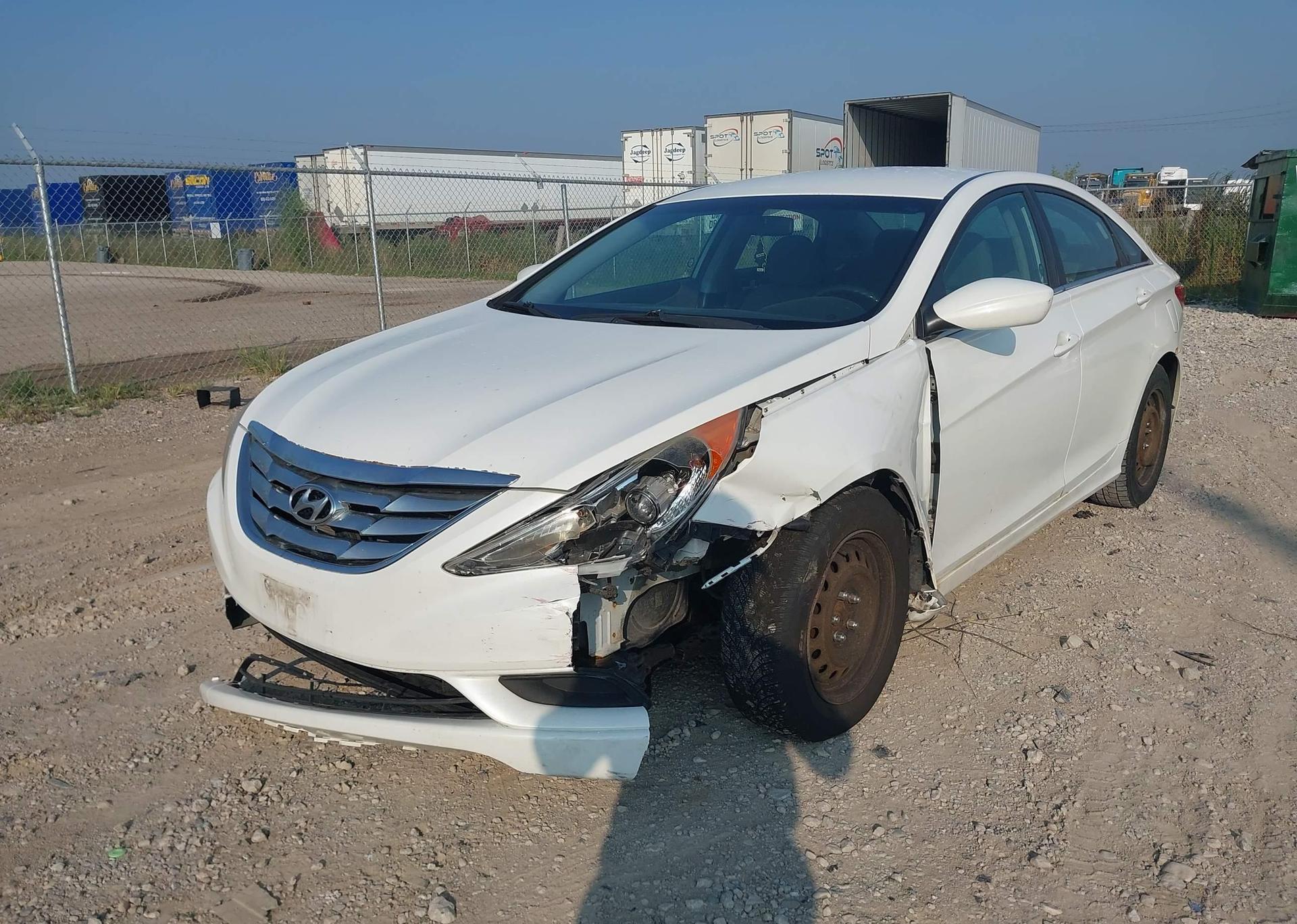 2011 HYUNDAI SONATA GLS