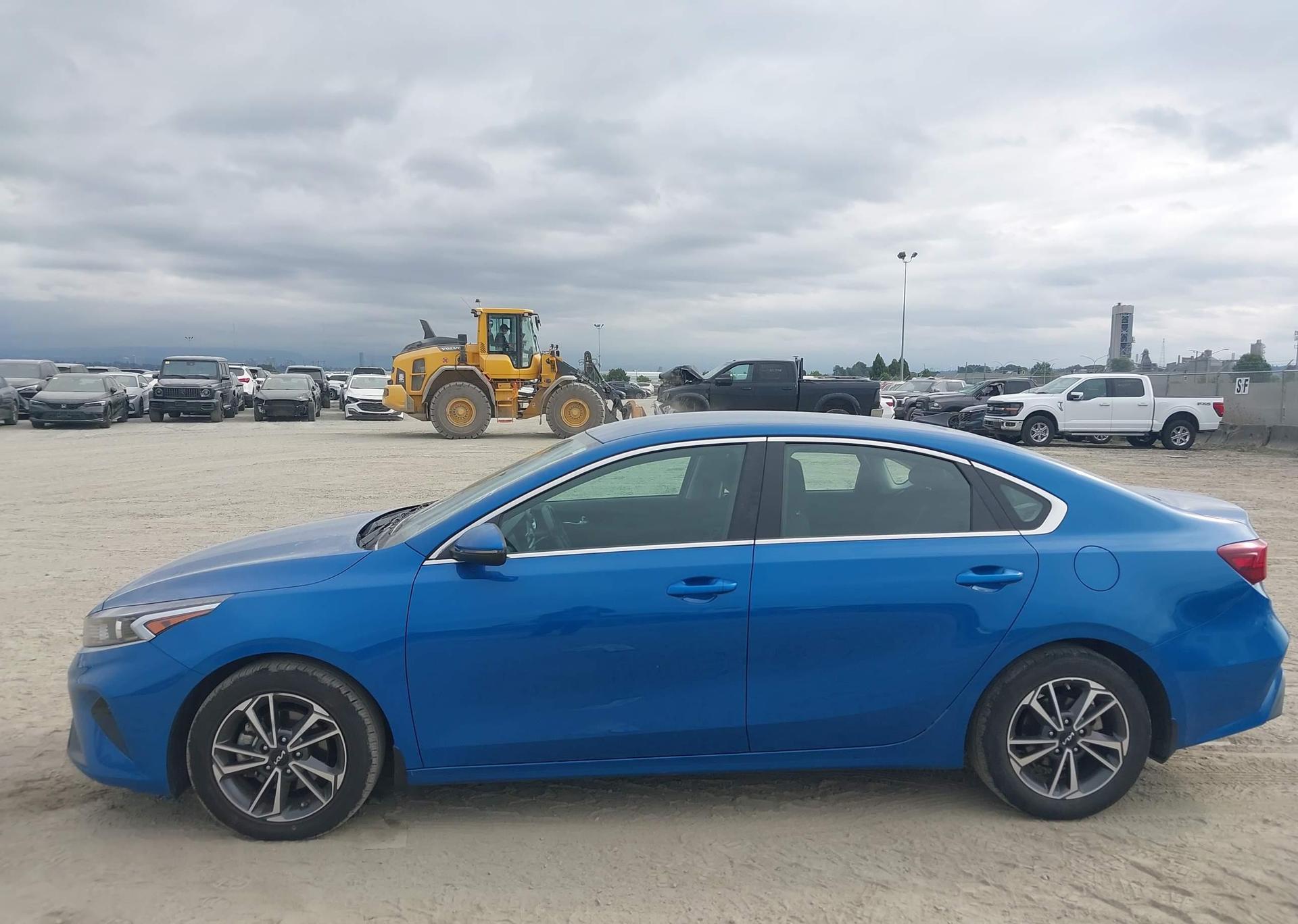 2022 KIA FORTE GT LINE