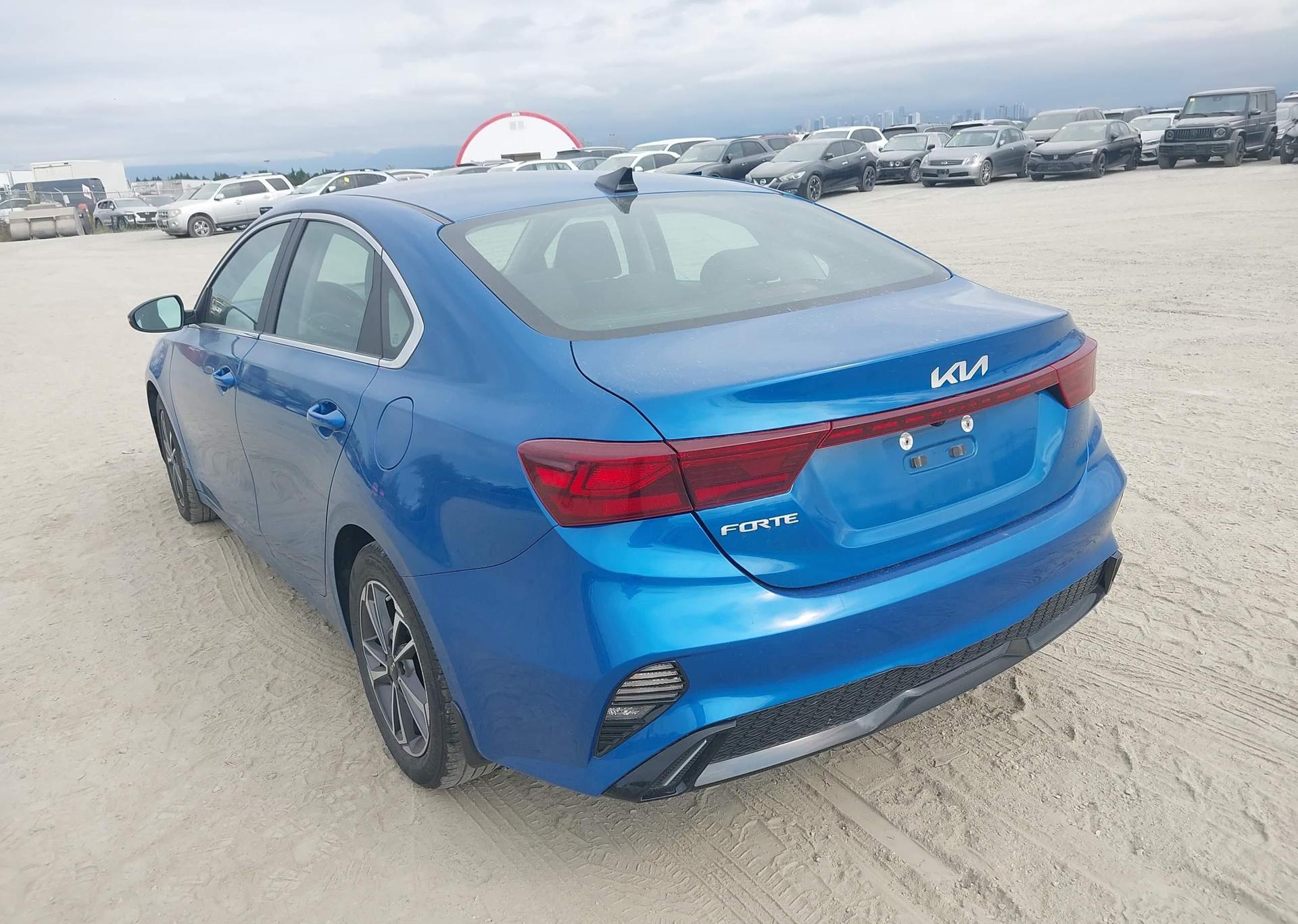 2022 KIA FORTE GT LINE