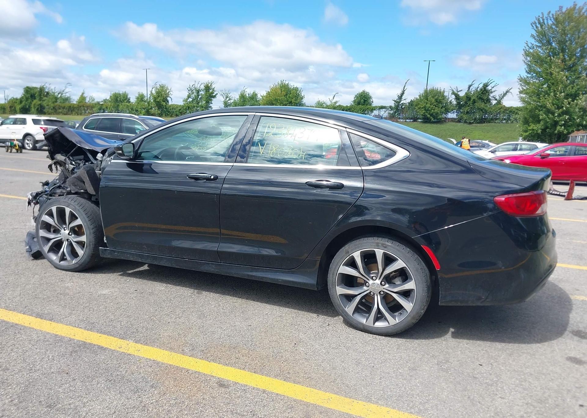 2016 CHRYSLER 200 C