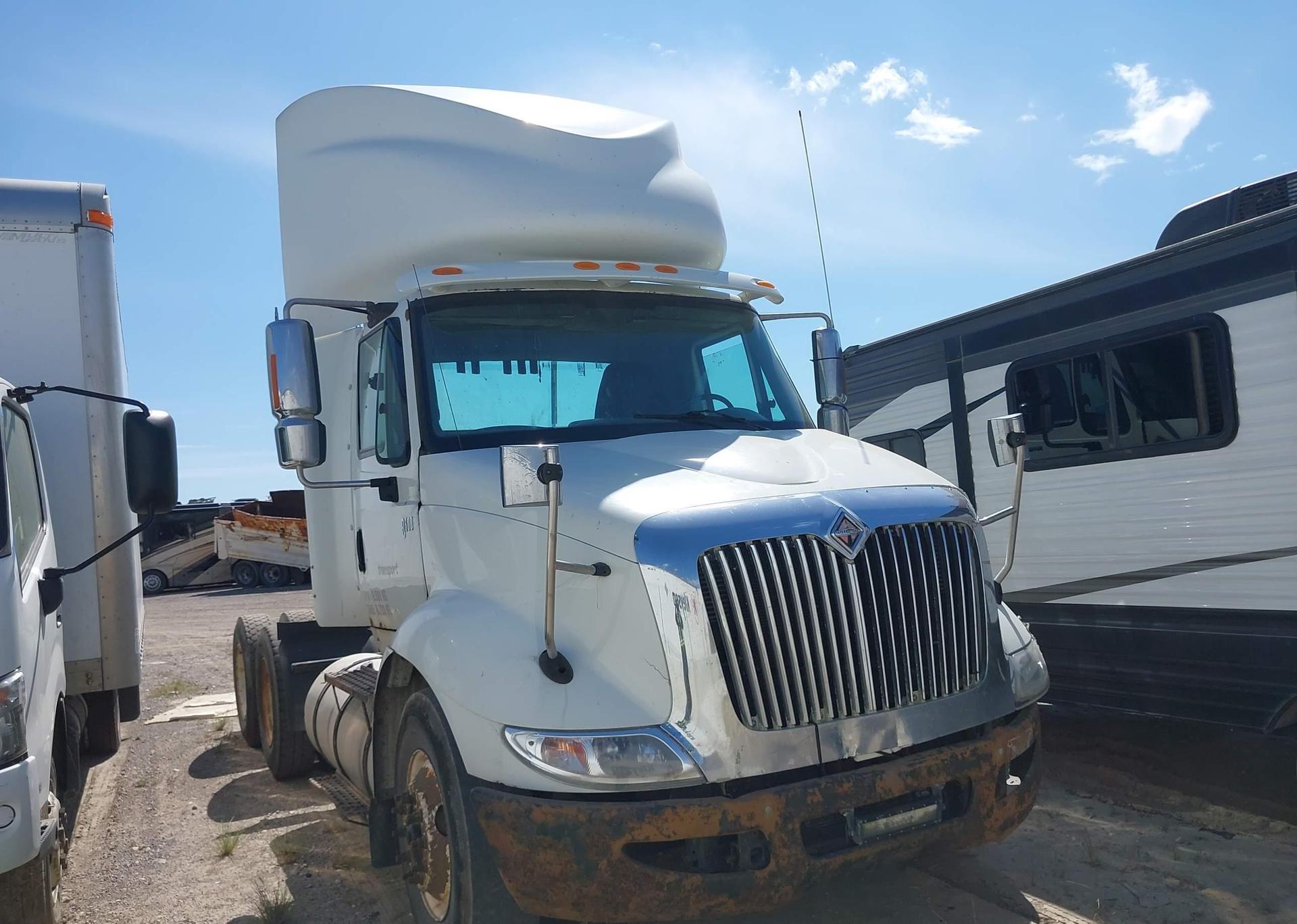 2007 INTERNATIONAL 8000 8600