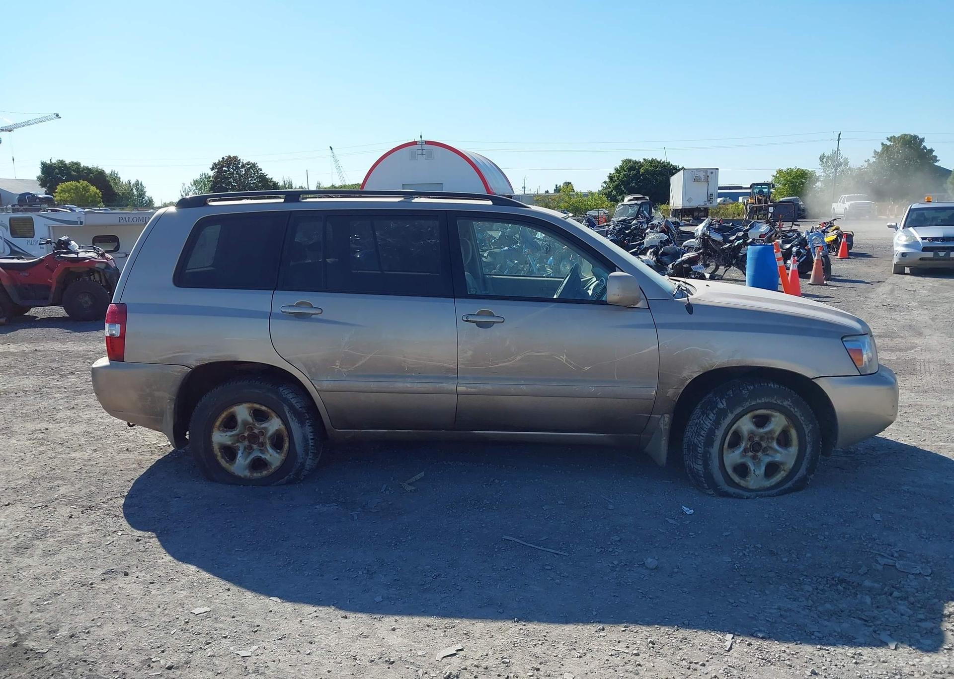 2005 TOYOTA HIGHLANDER