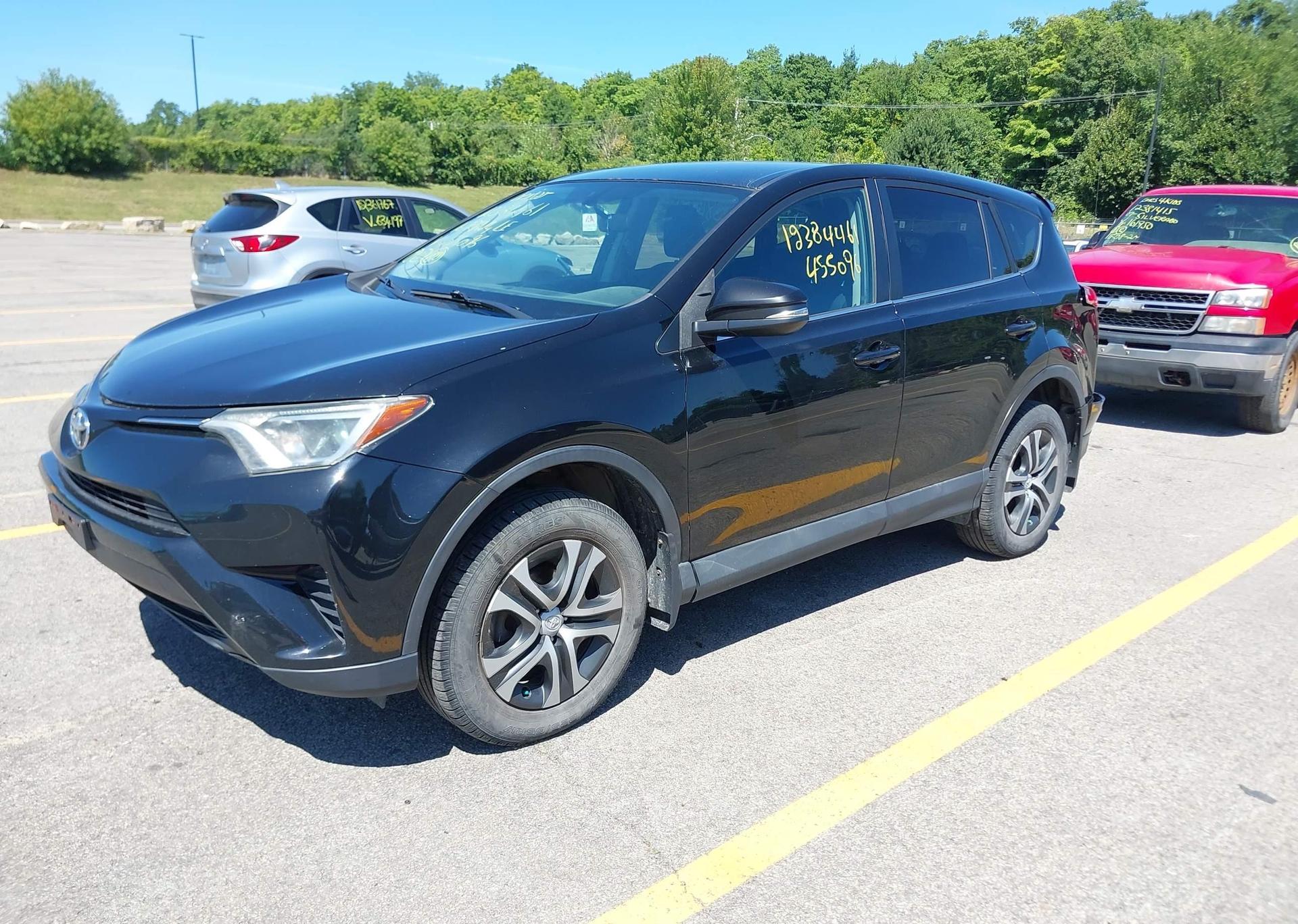 2016 TOYOTA RAV4 LE