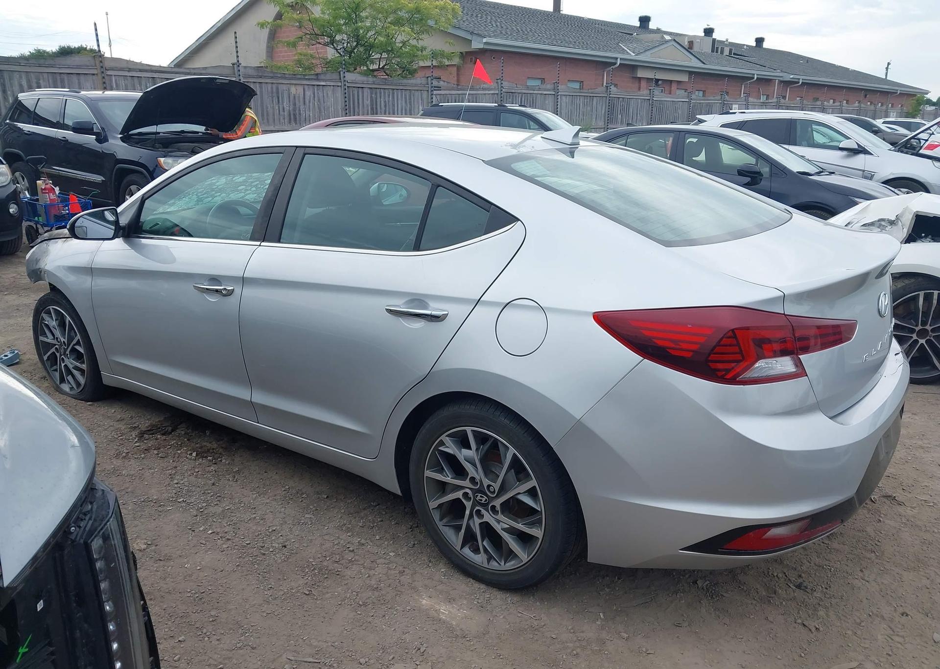 2019 HYUNDAI ELANTRA SEL