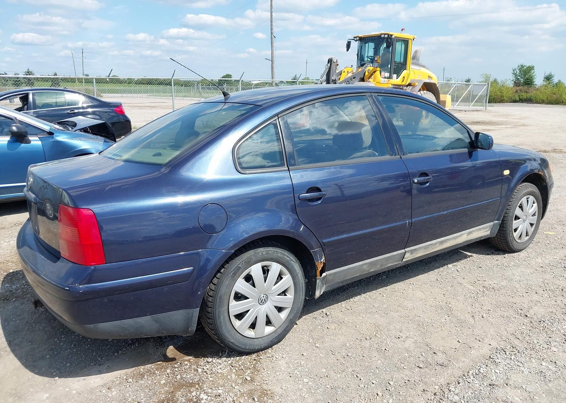 1999 VOLKSWAGEN PASSAT GLS