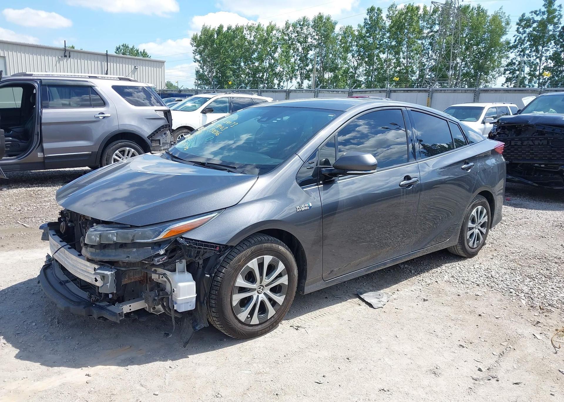 2020 TOYOTA PRIUS PRIME LE