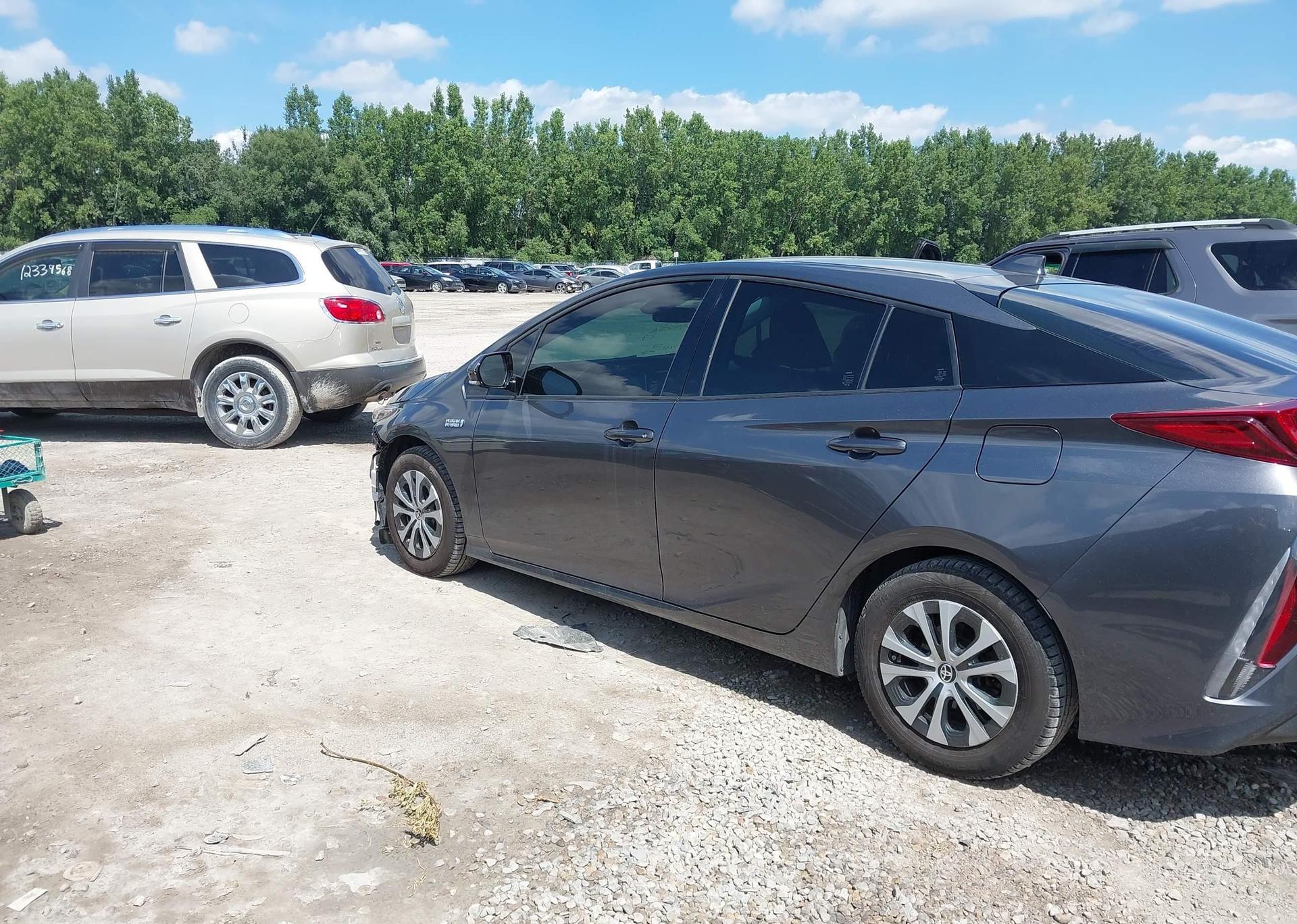 2020 TOYOTA PRIUS PRIME LE