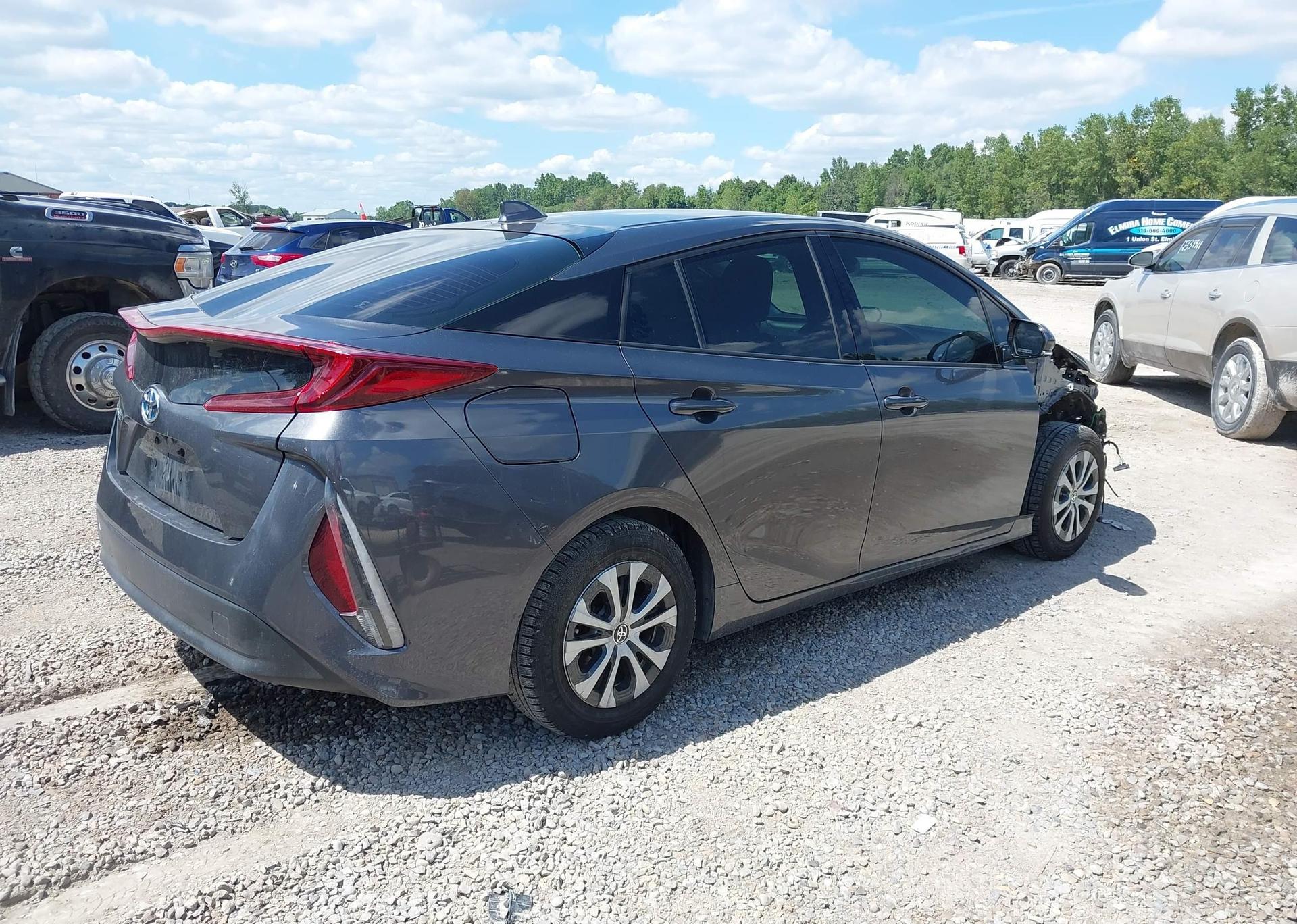 2020 TOYOTA PRIUS PRIME LE