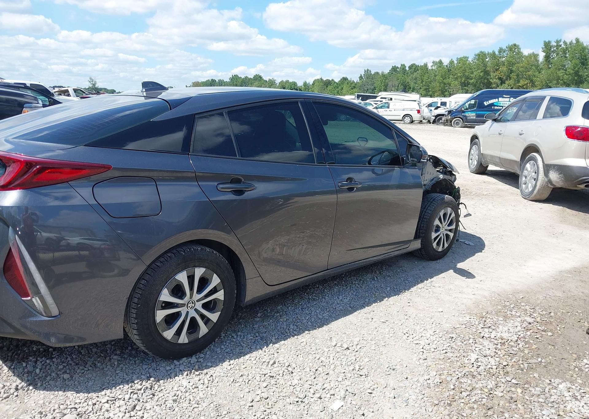 2020 TOYOTA PRIUS PRIME LE