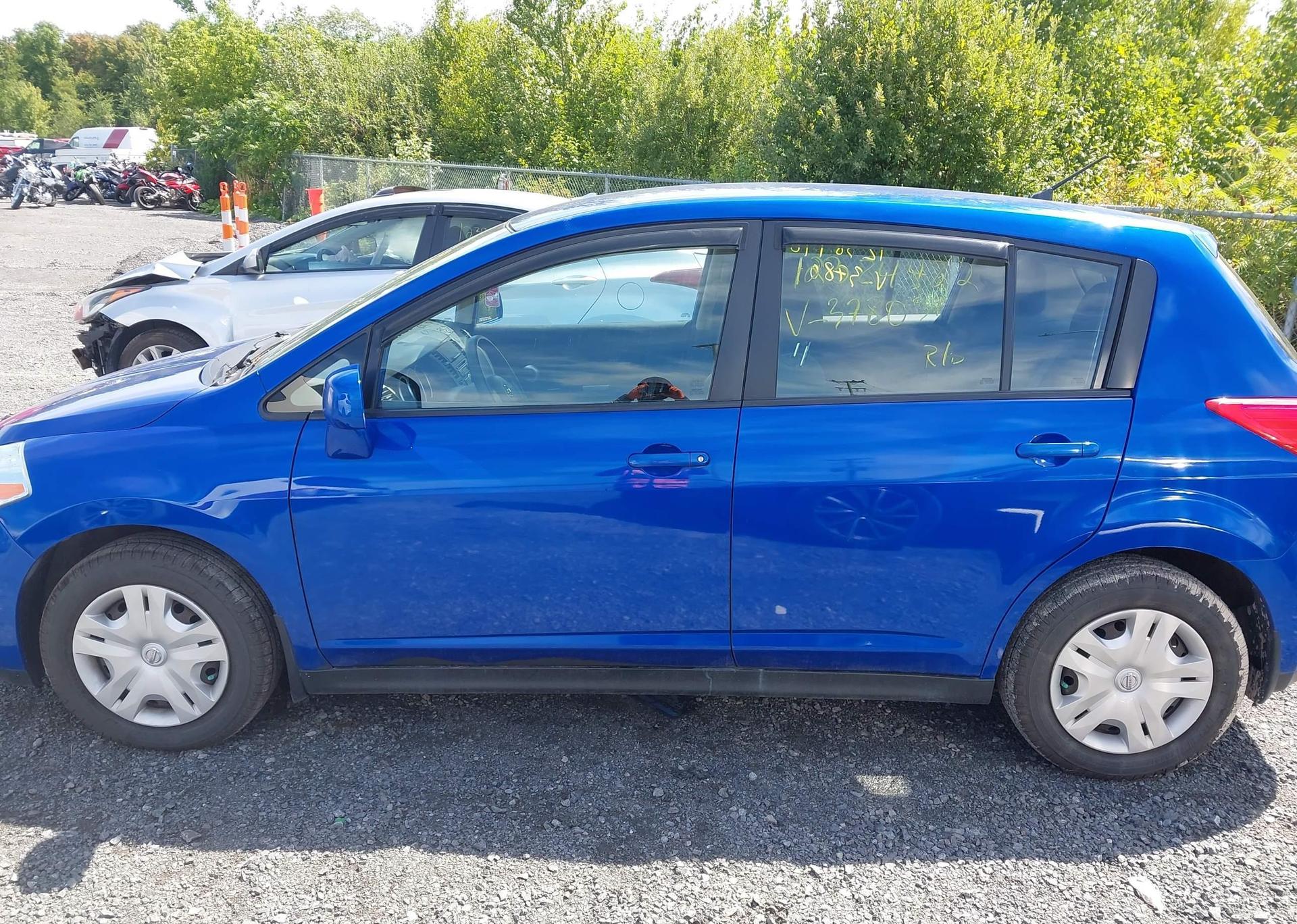 2012 NISSAN VERSA S