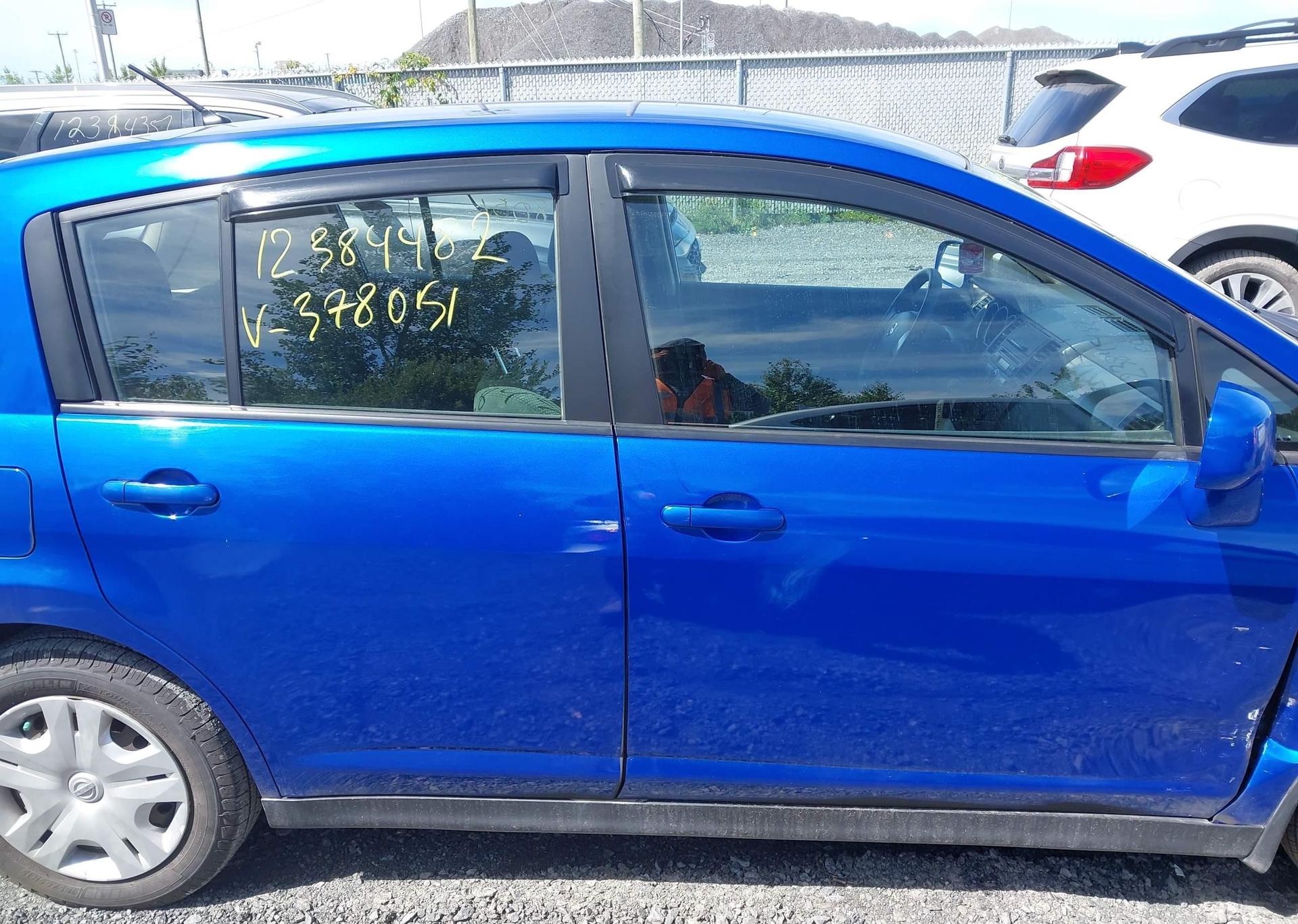 2012 NISSAN VERSA S
