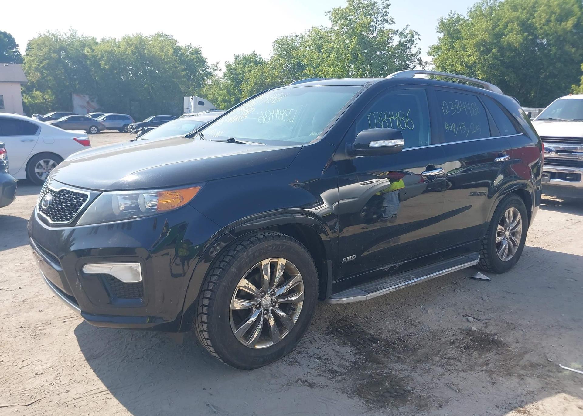 2013 KIA SORENTO SX