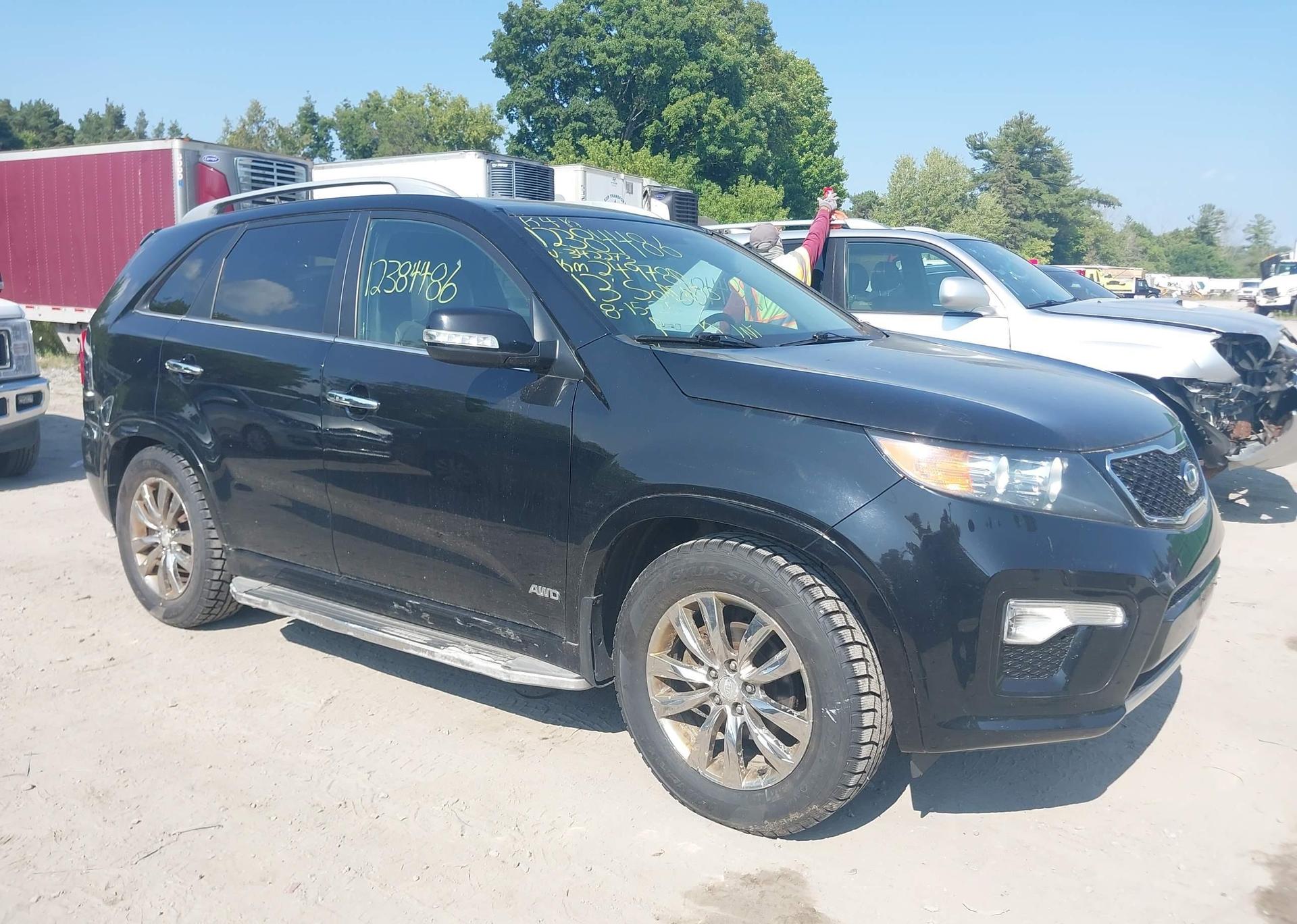 2013 KIA SORENTO SX