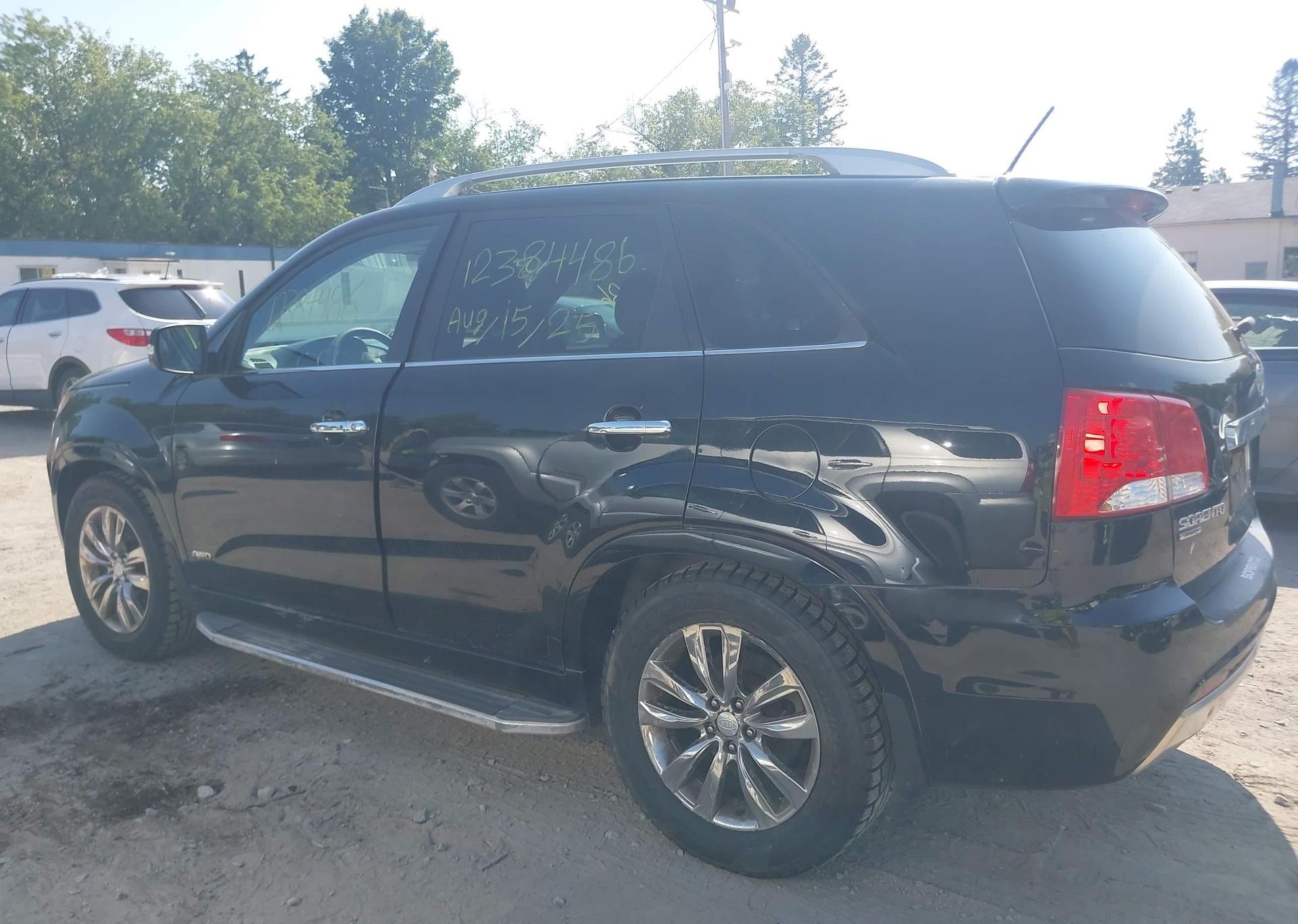 2013 KIA SORENTO SX