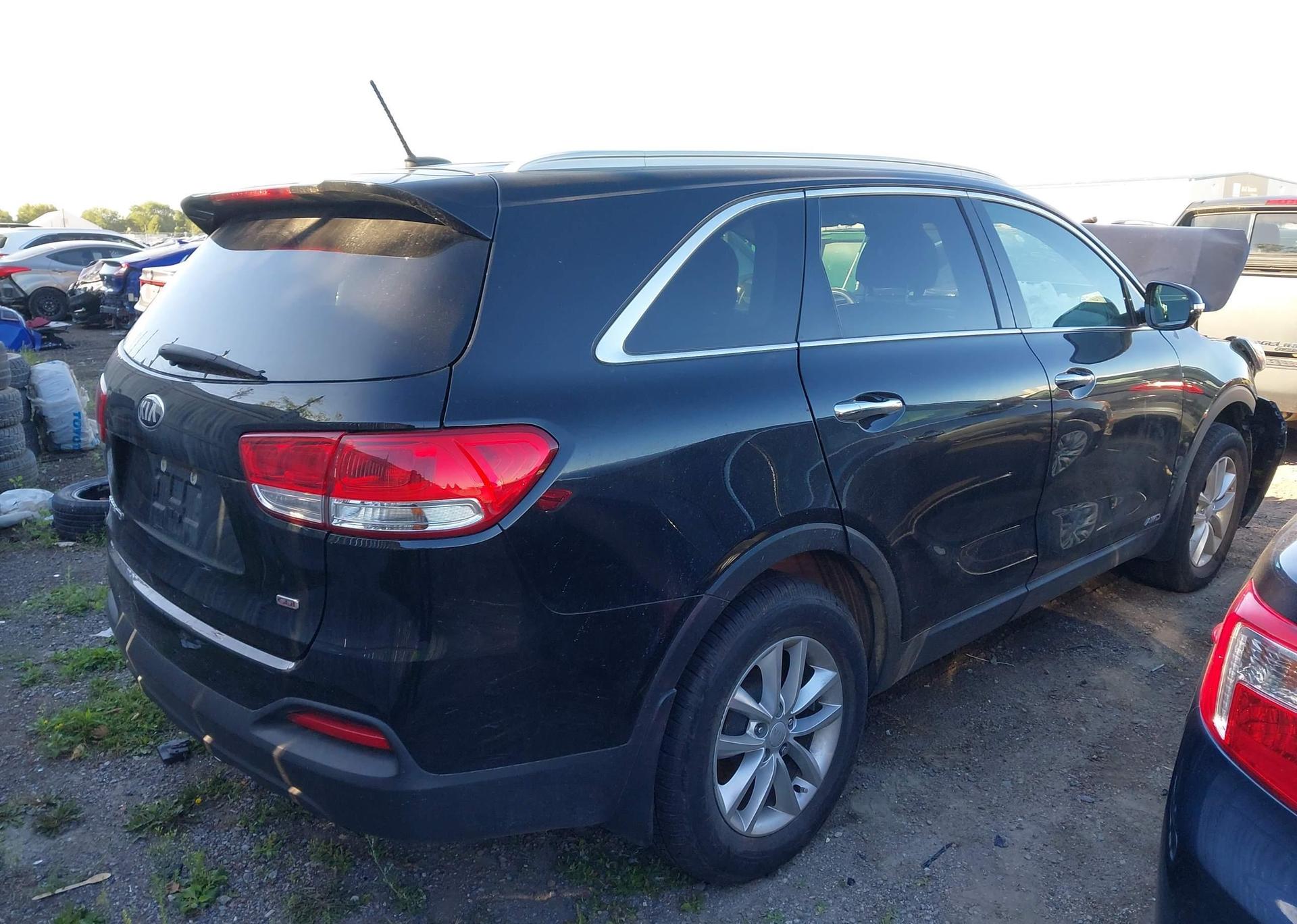 2018 KIA SORENTO LX