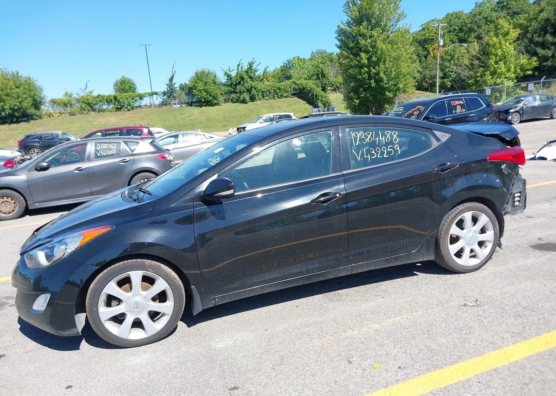 2013 HYUNDAI ELANTRA