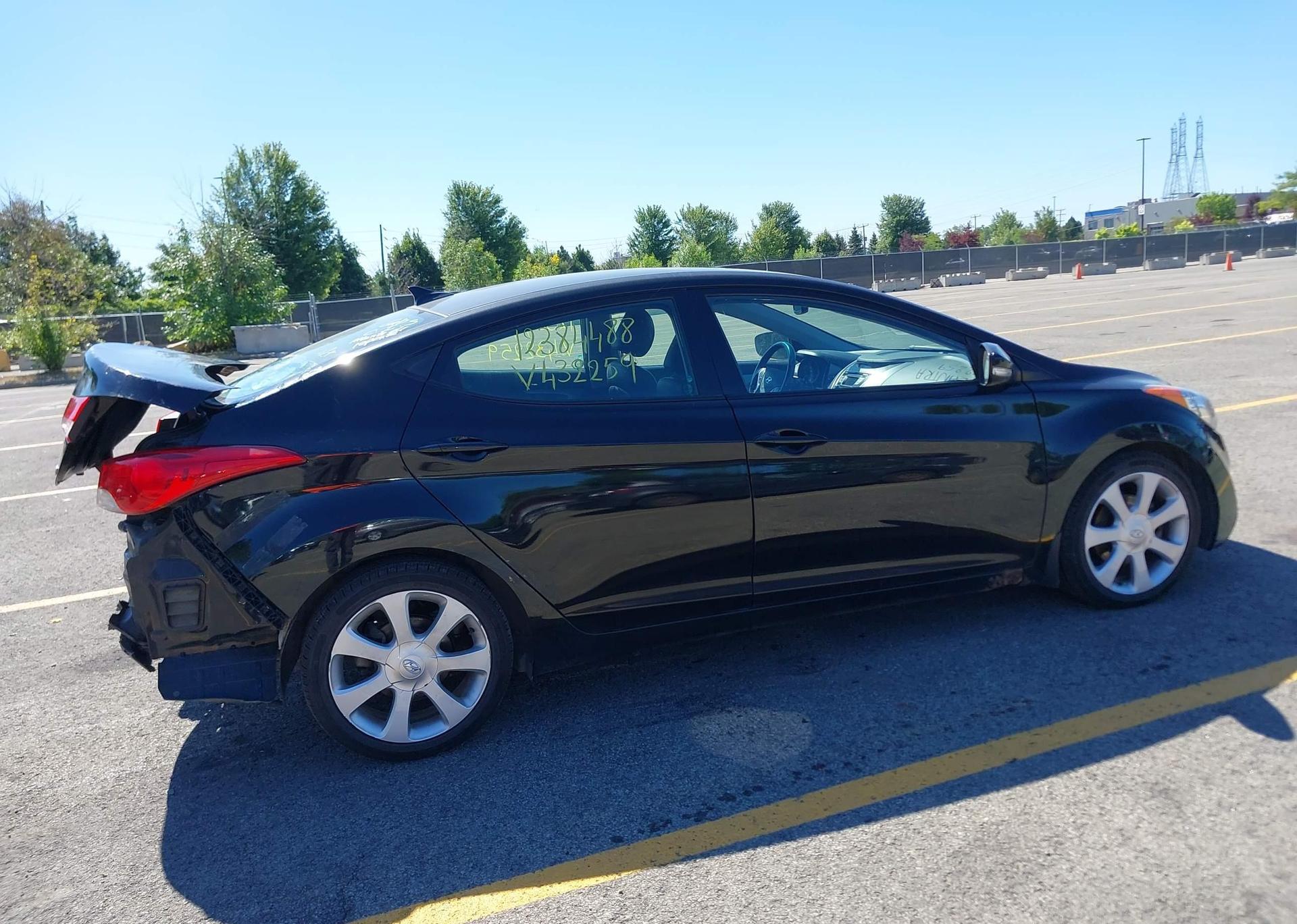 2013 HYUNDAI ELANTRA