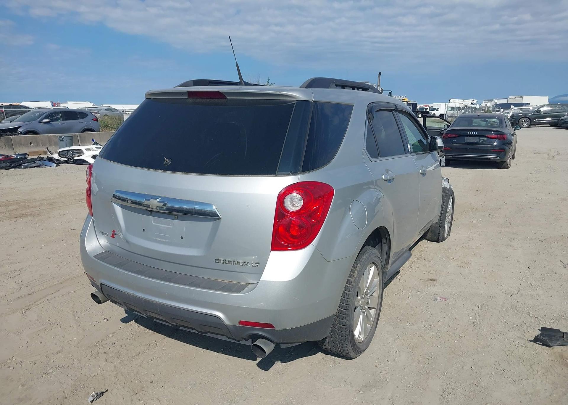 2010 CHEVROLET EQUINOX LT