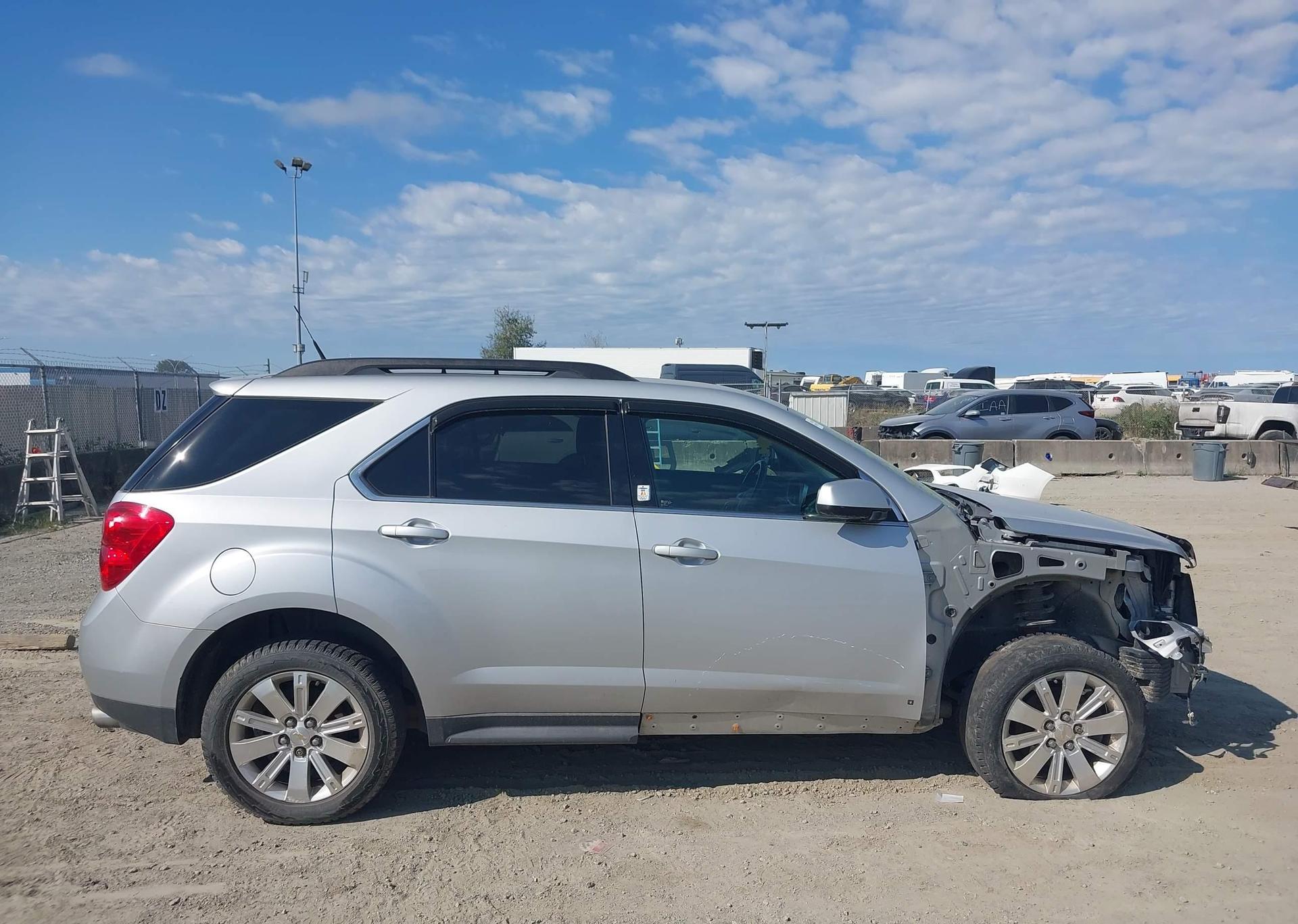2010 CHEVROLET EQUINOX LT