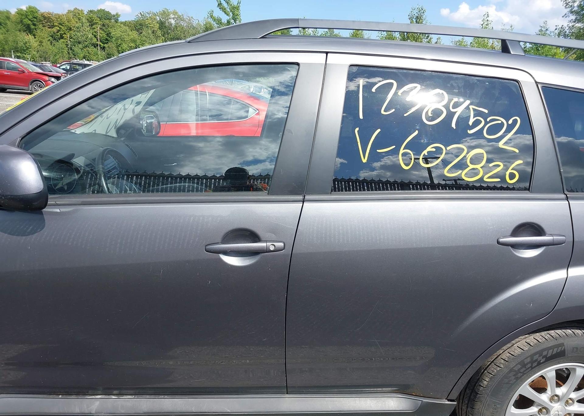 2012 MITSUBISHI outlander