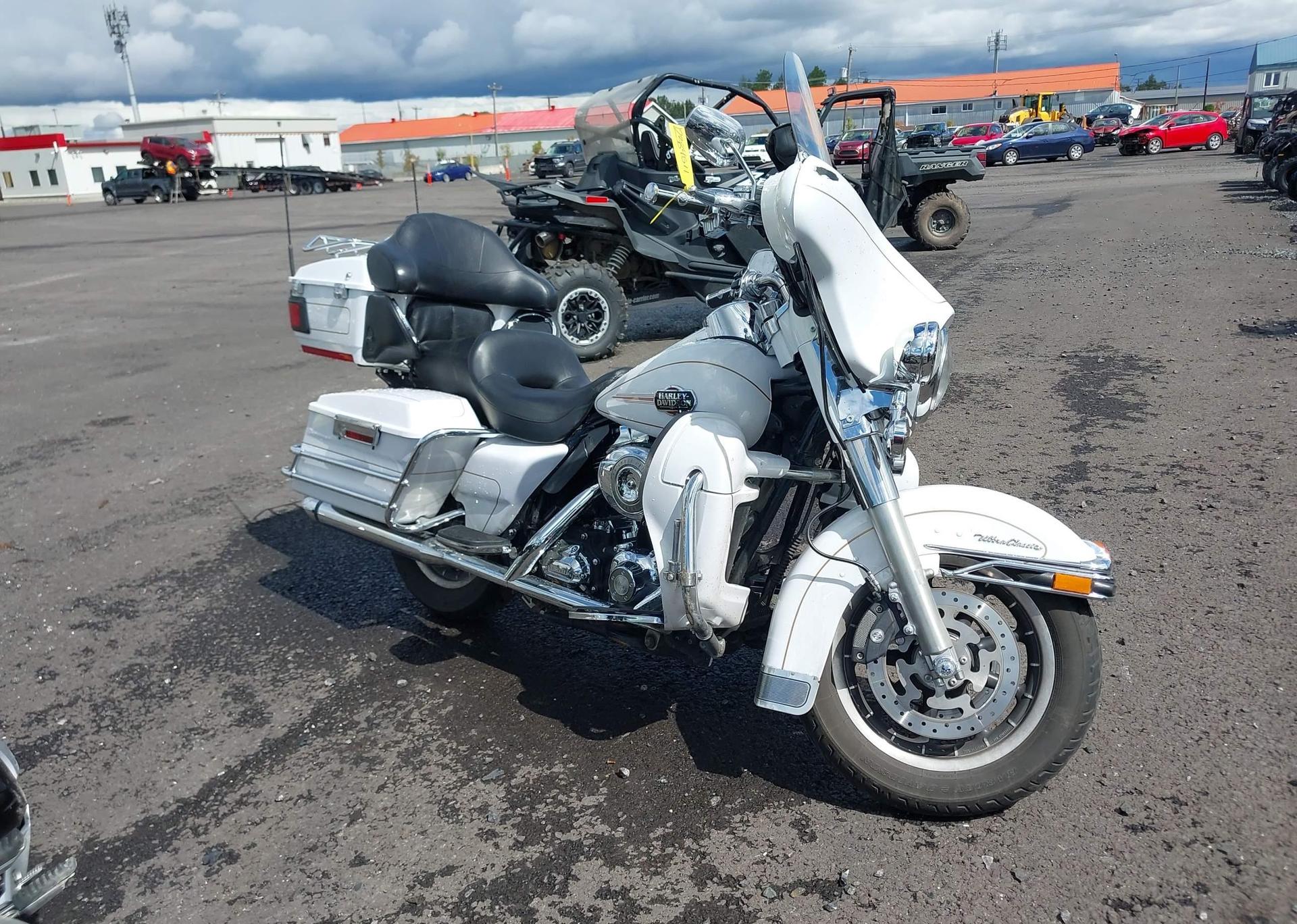 2008 HARLEY-DAVIDSON FLHTCUI