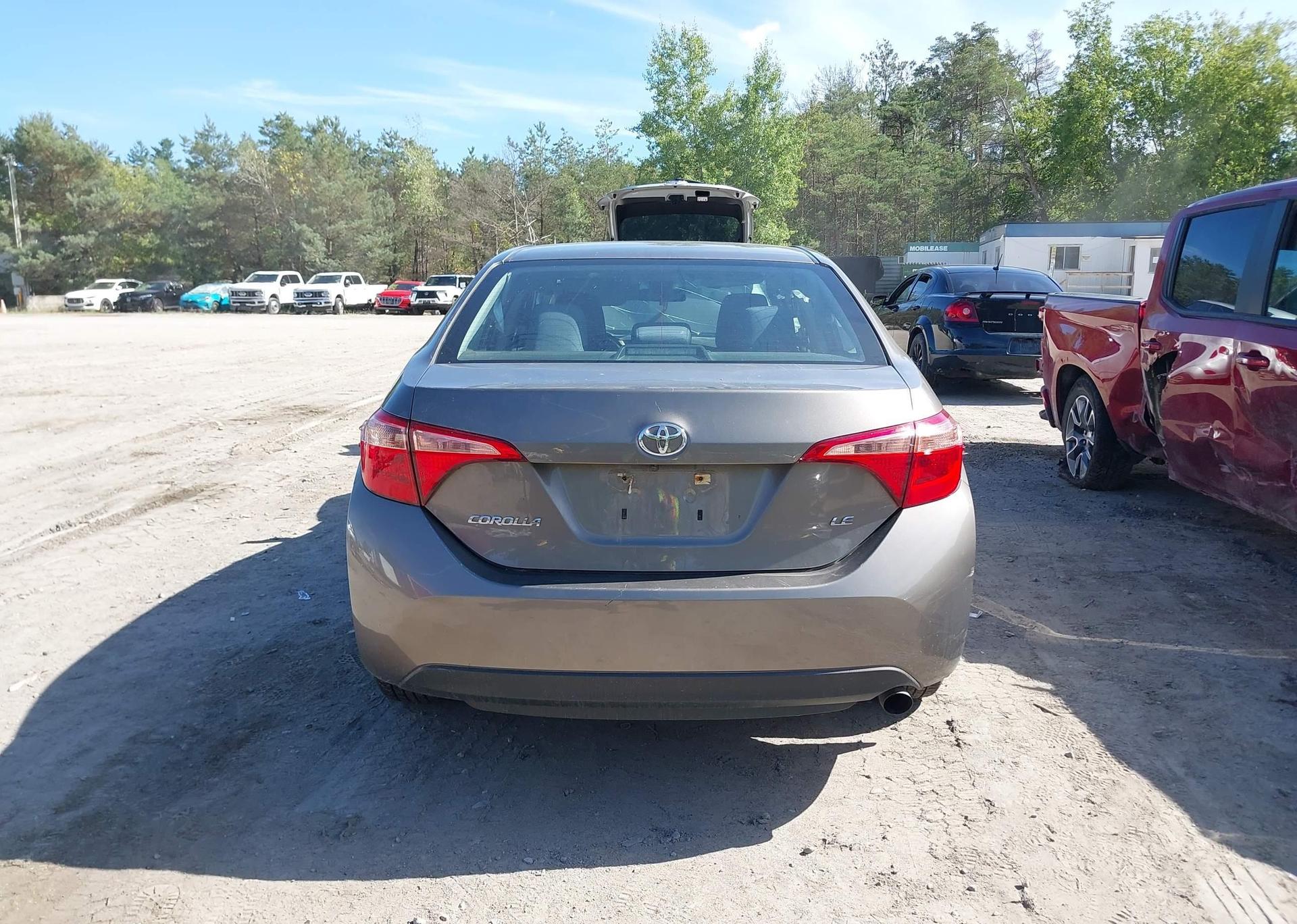 2019 TOYOTA COROLLA LE