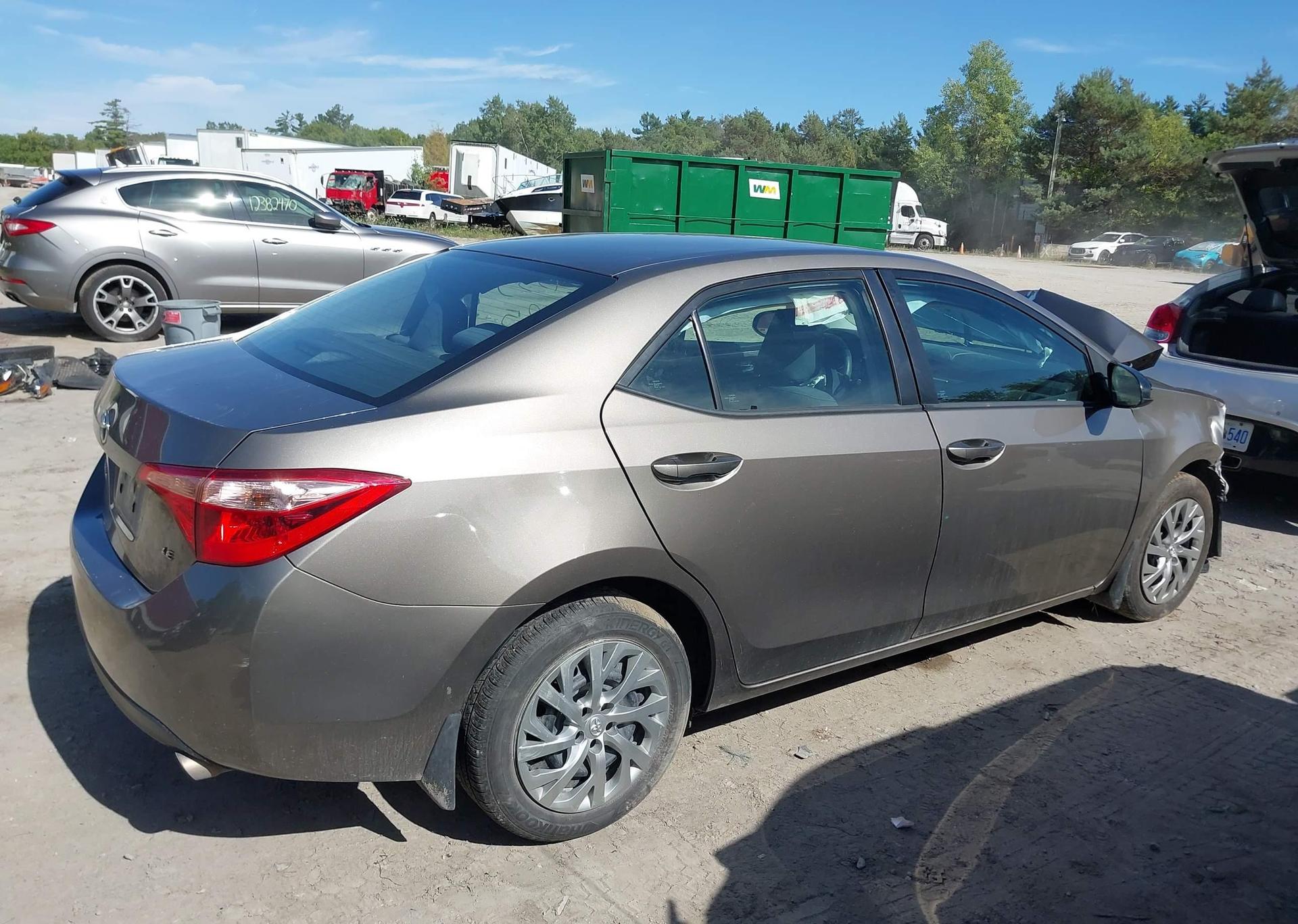 2019 TOYOTA COROLLA LE