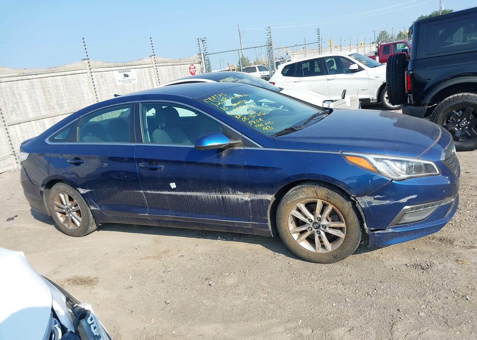 2016 HYUNDAI SONATA SE