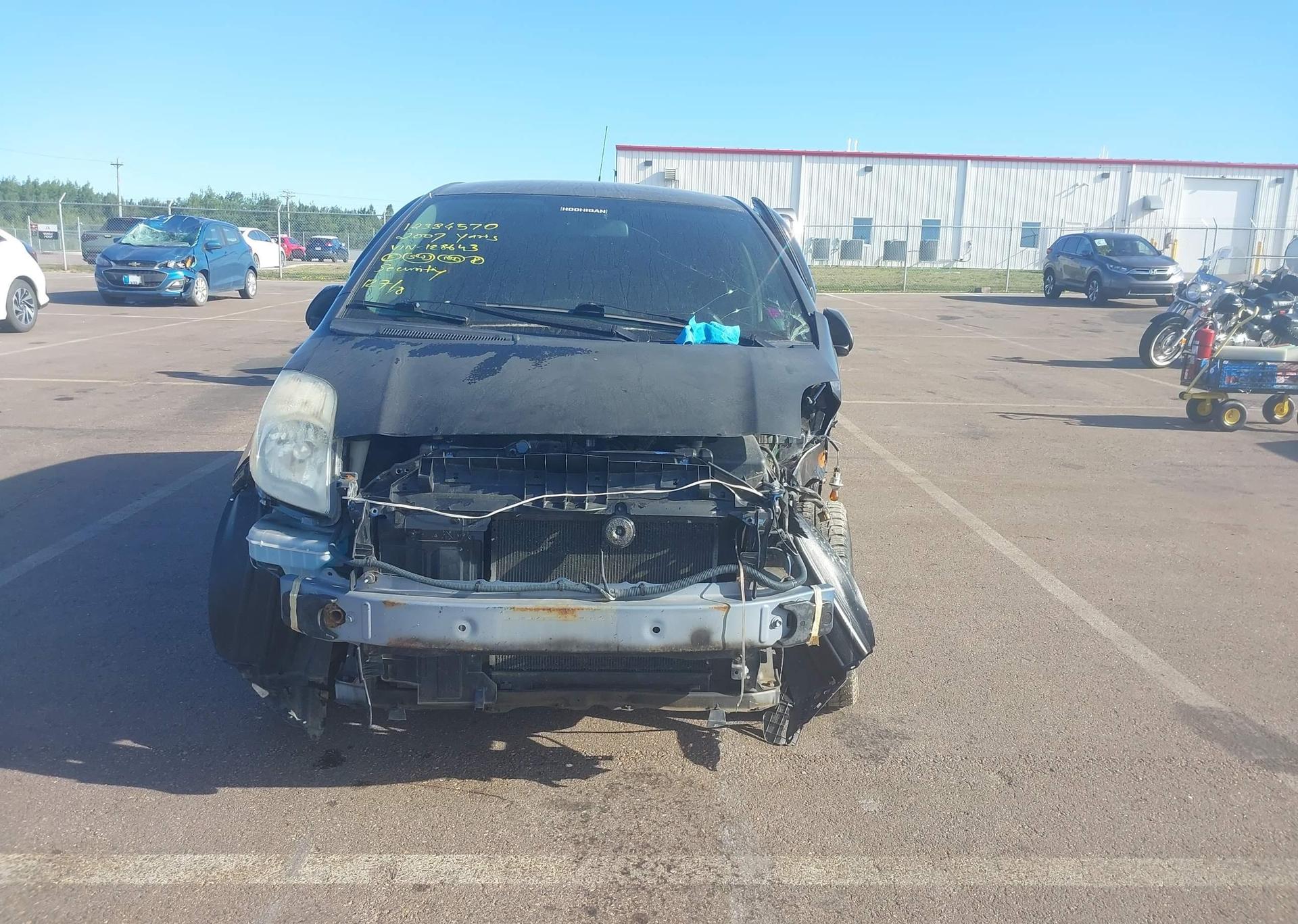 2007 TOYOTA YARIS LE