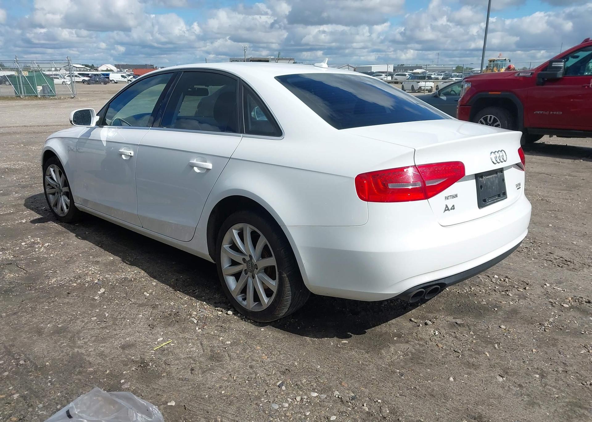 2014 AUDI A4 2.0 KOMFORT