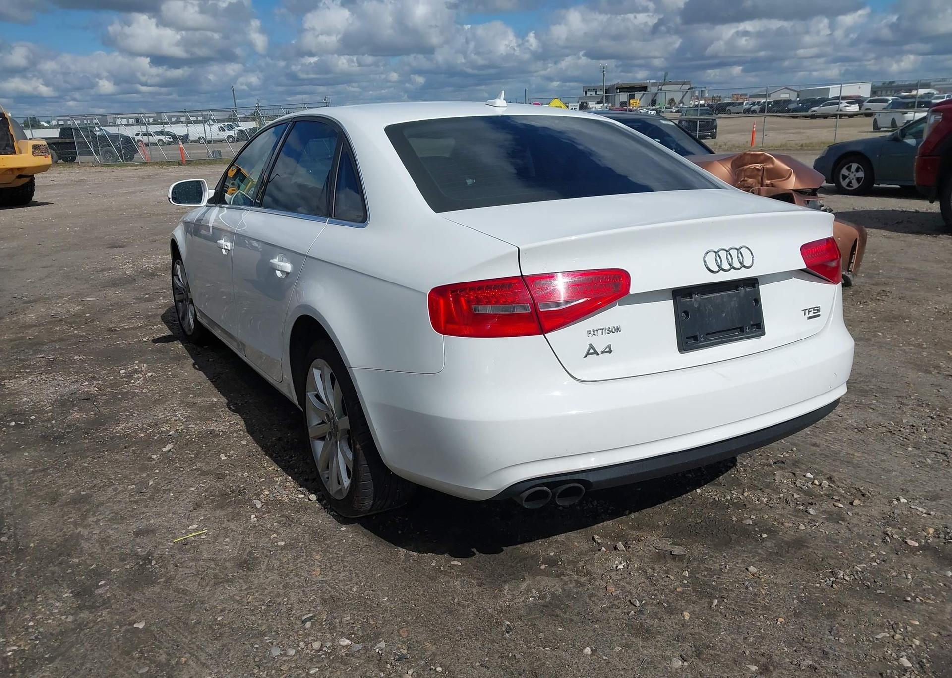 2014 AUDI A4 2.0 KOMFORT