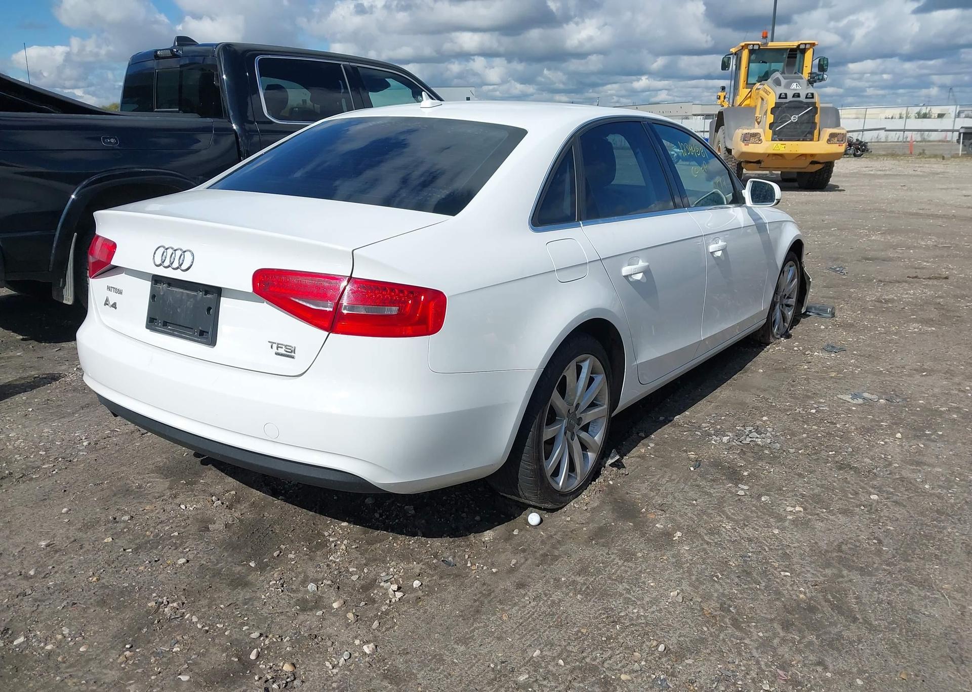 2014 AUDI A4 2.0 KOMFORT