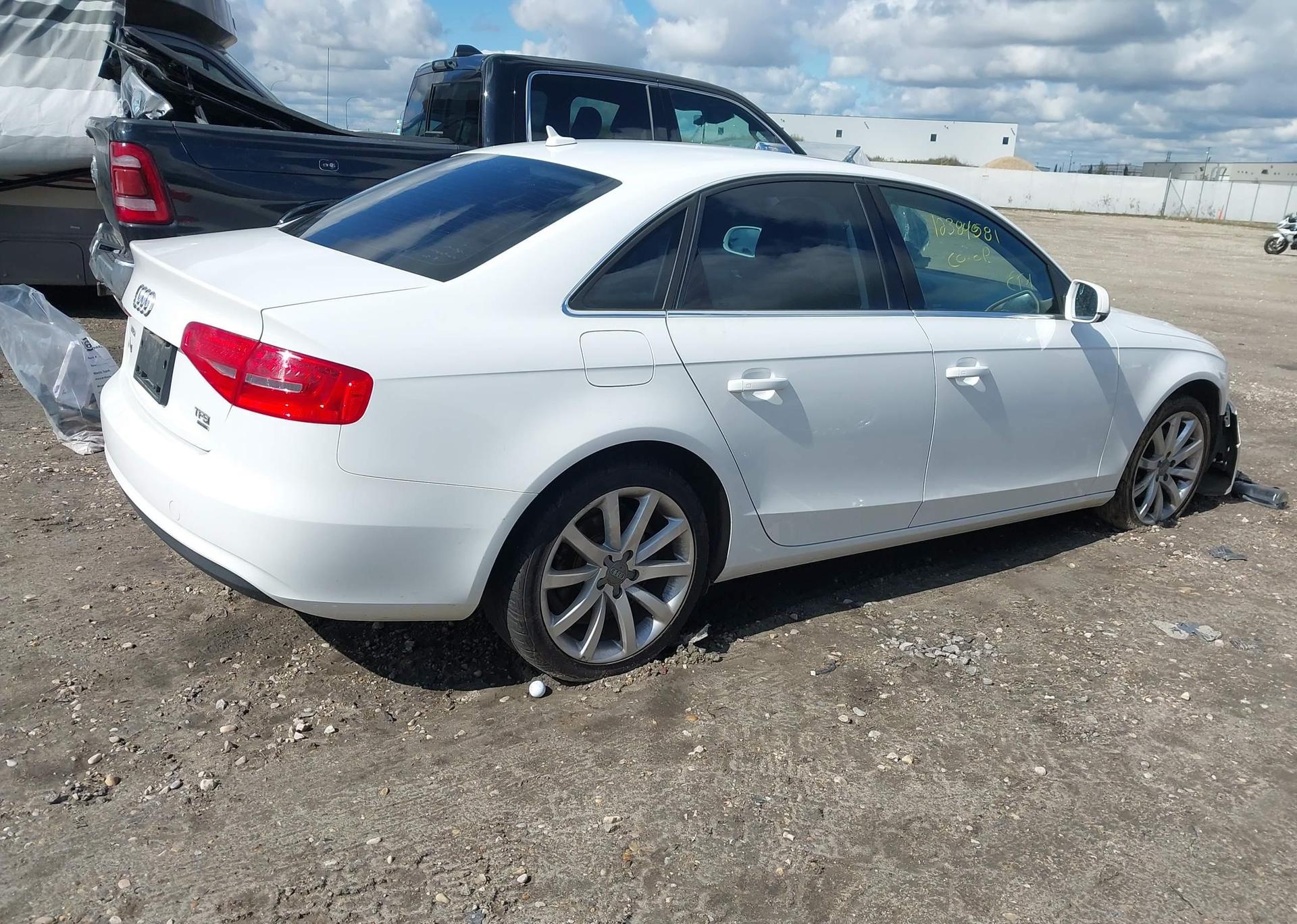 2014 AUDI A4 2.0 KOMFORT