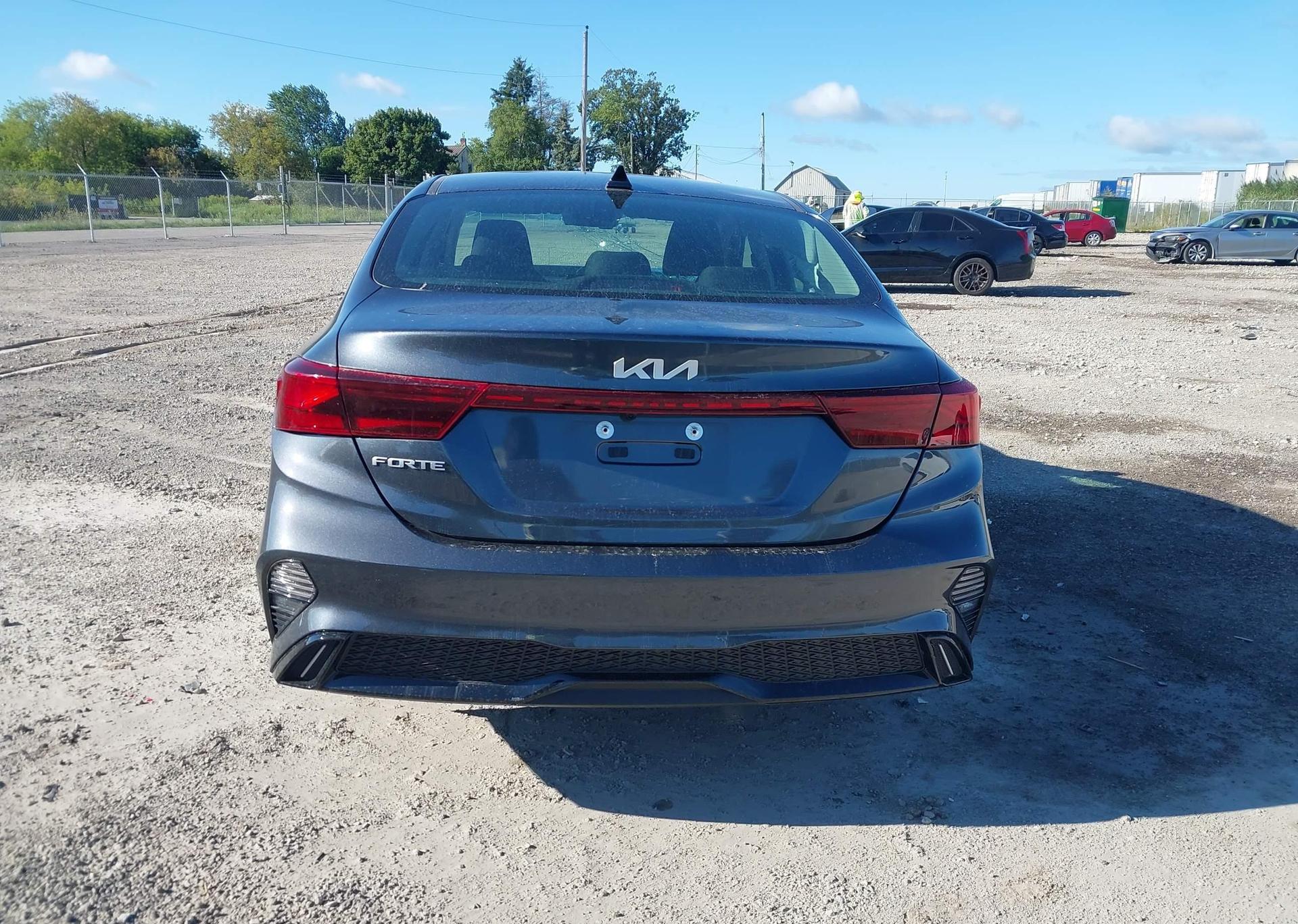 2024 KIA FORTE EX