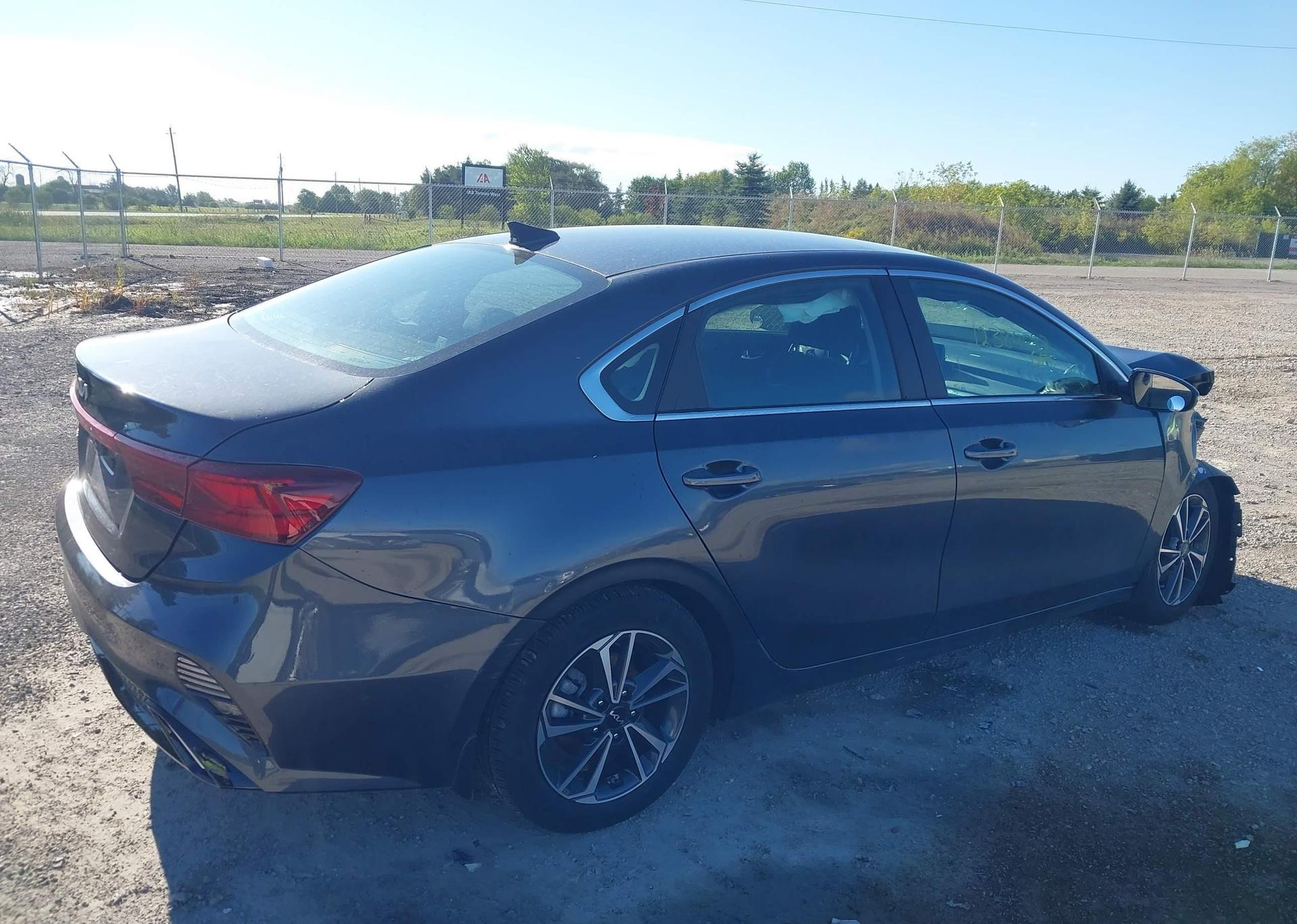 2024 KIA FORTE EX