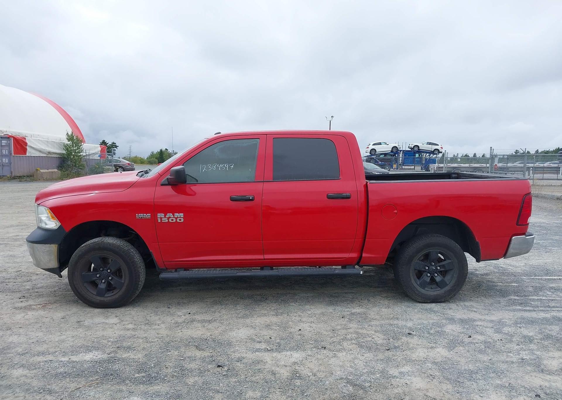 2017 RAM 1500 ST