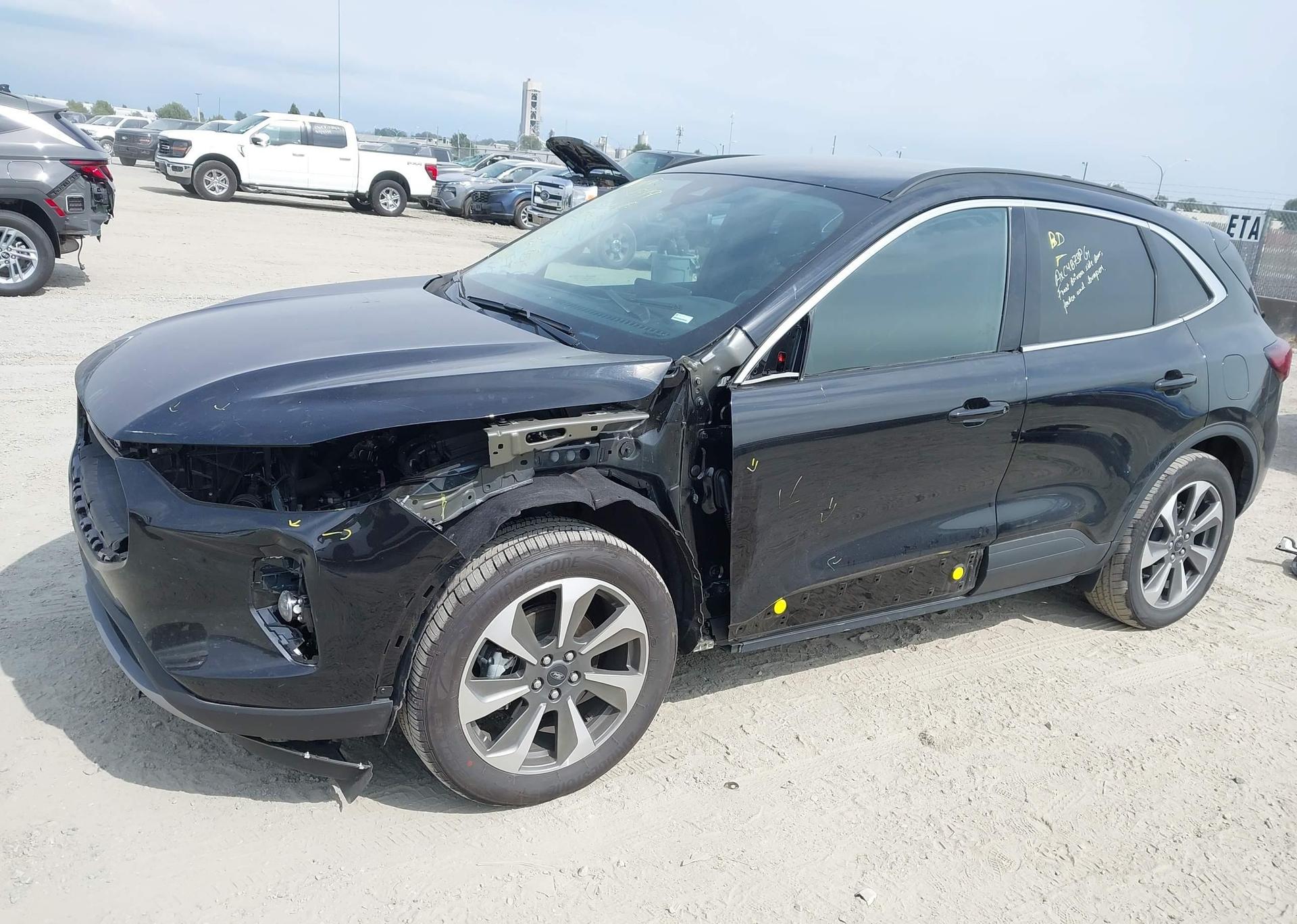 2025 FORD ESCAPE PLATINUM