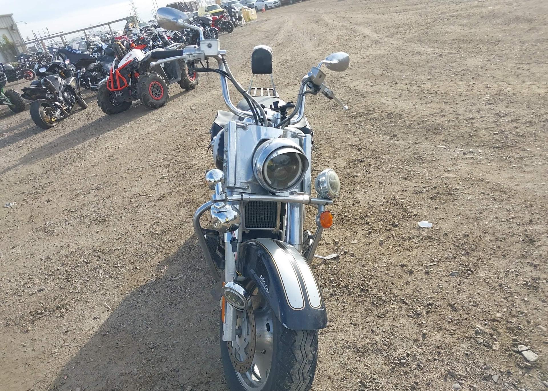 1999 SUZUKI VL1500