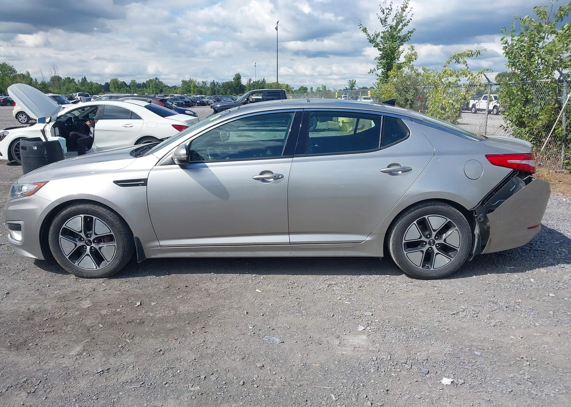 2013 KIA OPTIMA HYBRID