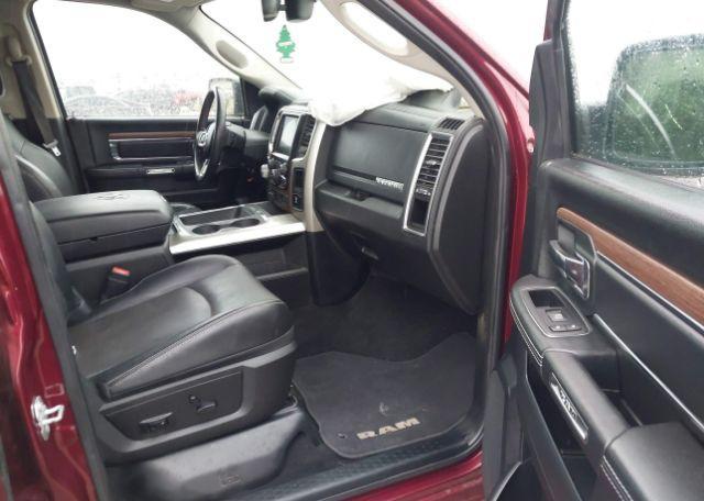 2016 RAM 1500 LARAMIE