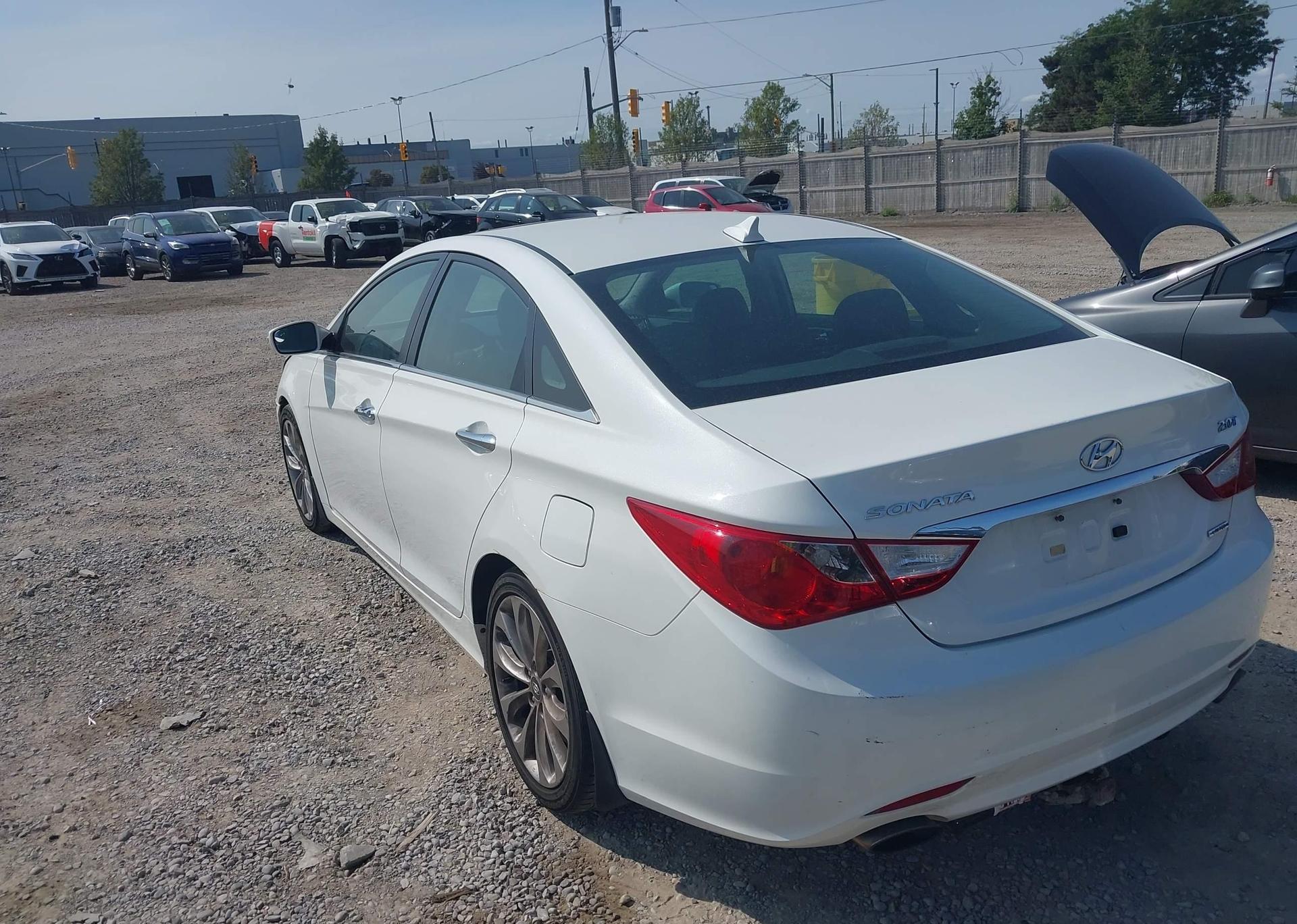 2011 HYUNDAI SONATA 2.0T LIMITED