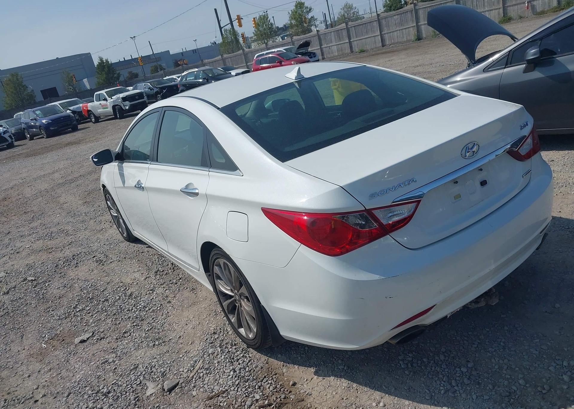 2011 HYUNDAI SONATA 2.0T LIMITED