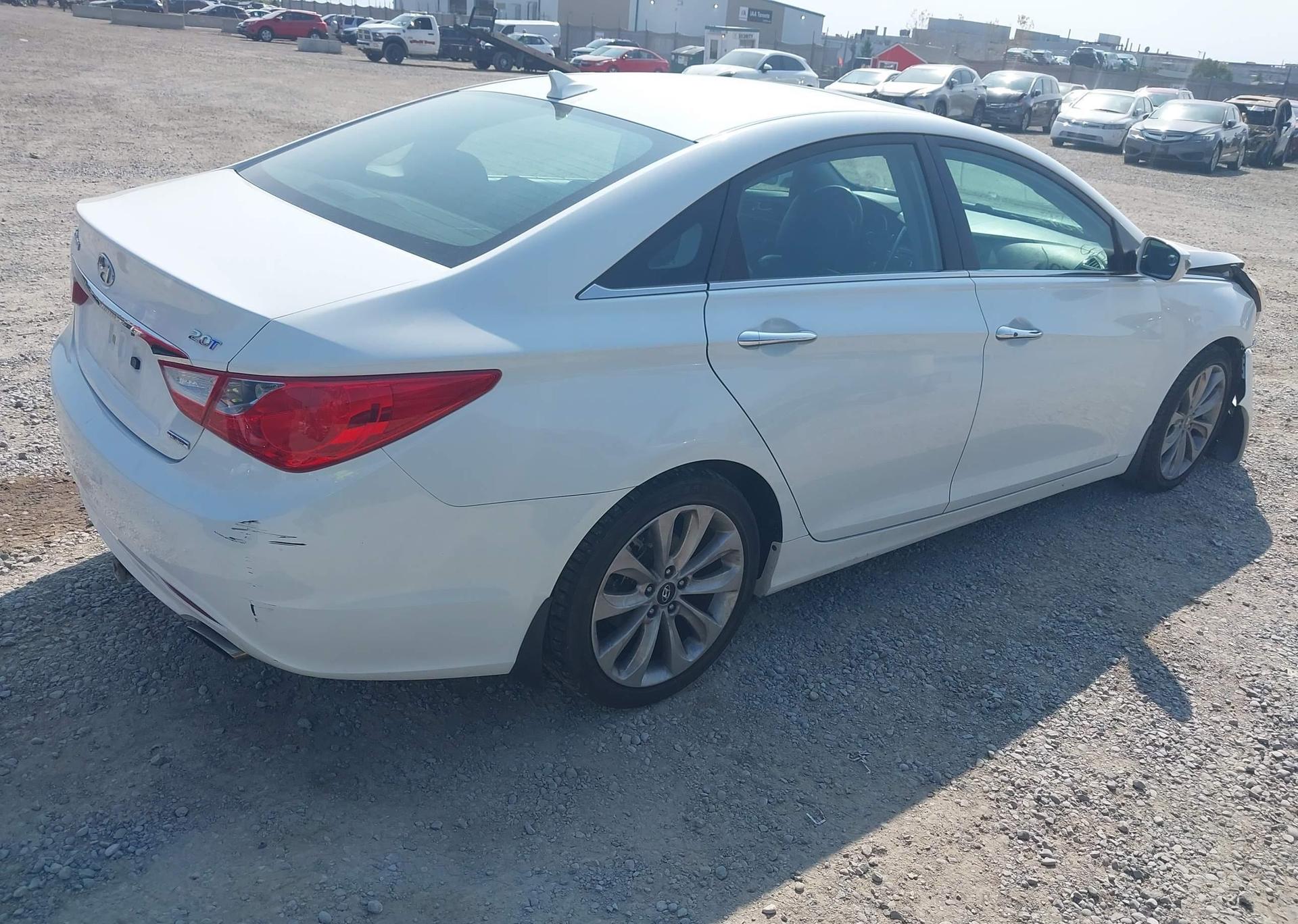 2011 HYUNDAI SONATA 2.0T LIMITED