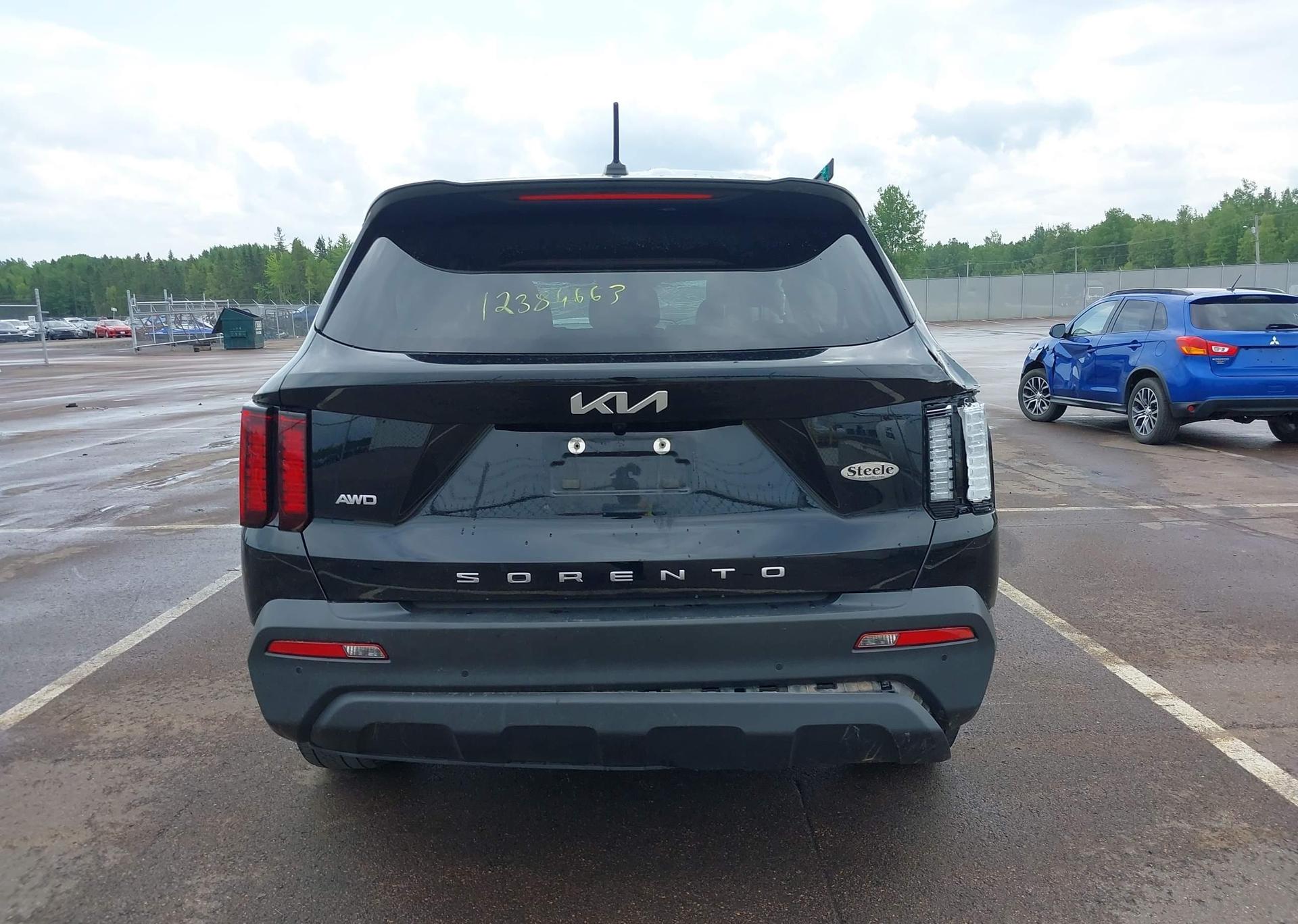 2022 KIA SORENTO 2.5L LX PREMIUM