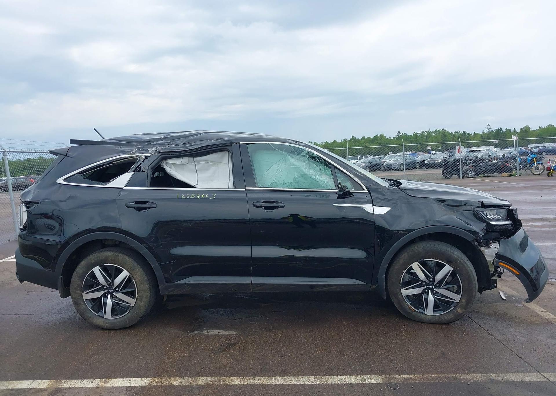 2022 KIA SORENTO 2.5L LX PREMIUM