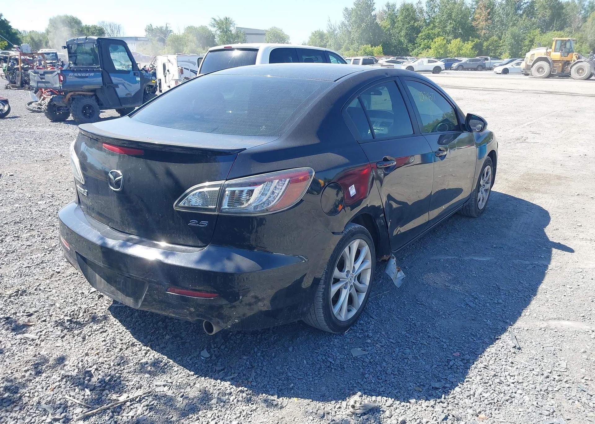 2011 MAZDA MAZDA3 GT